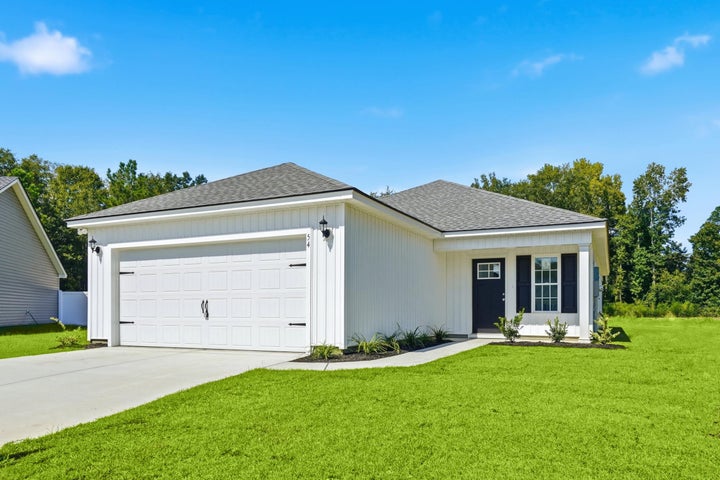 Photo 1 of 29 — 54 Bennington Ct, Georgetown, SC 29440