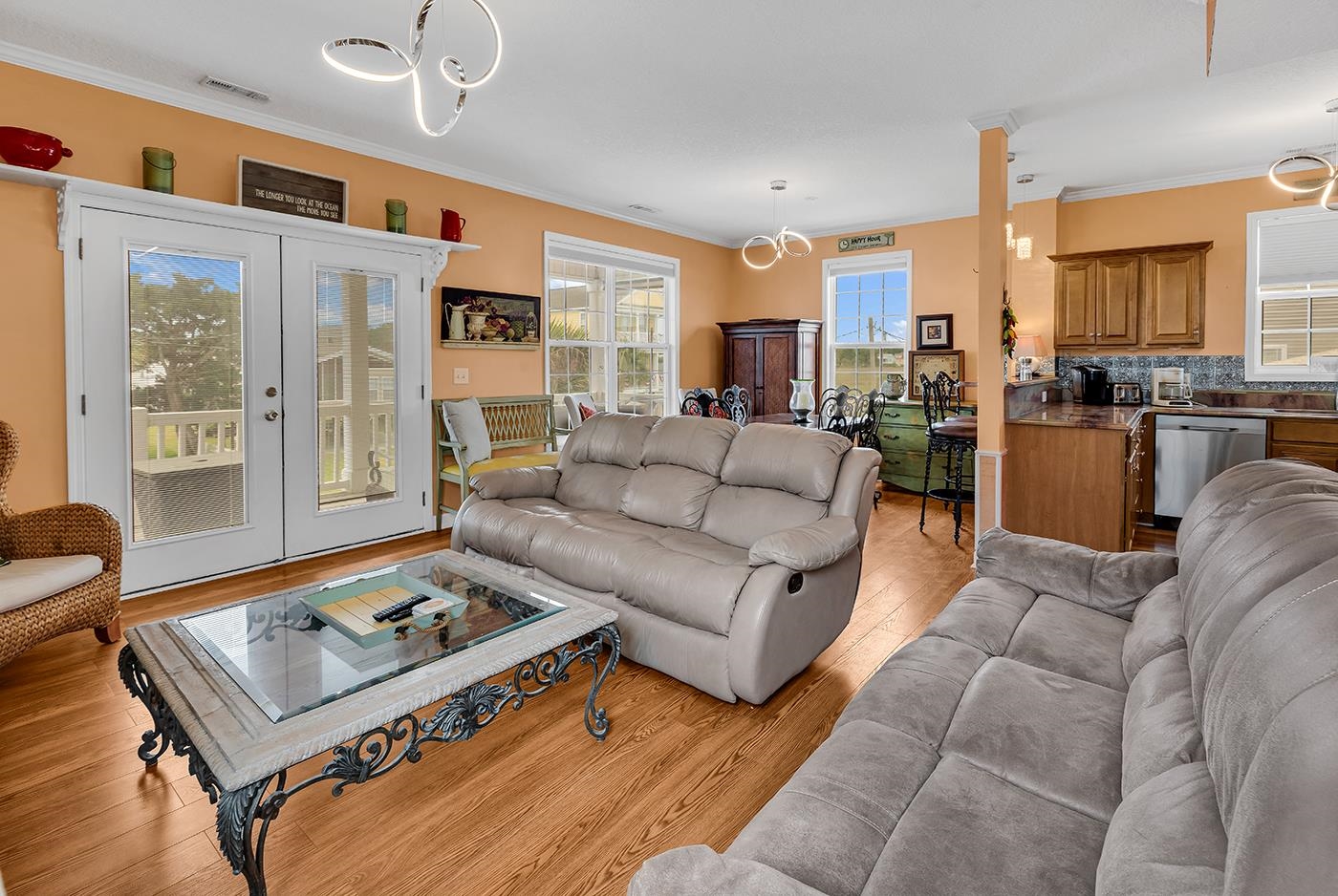 124 Rainbow Dr.