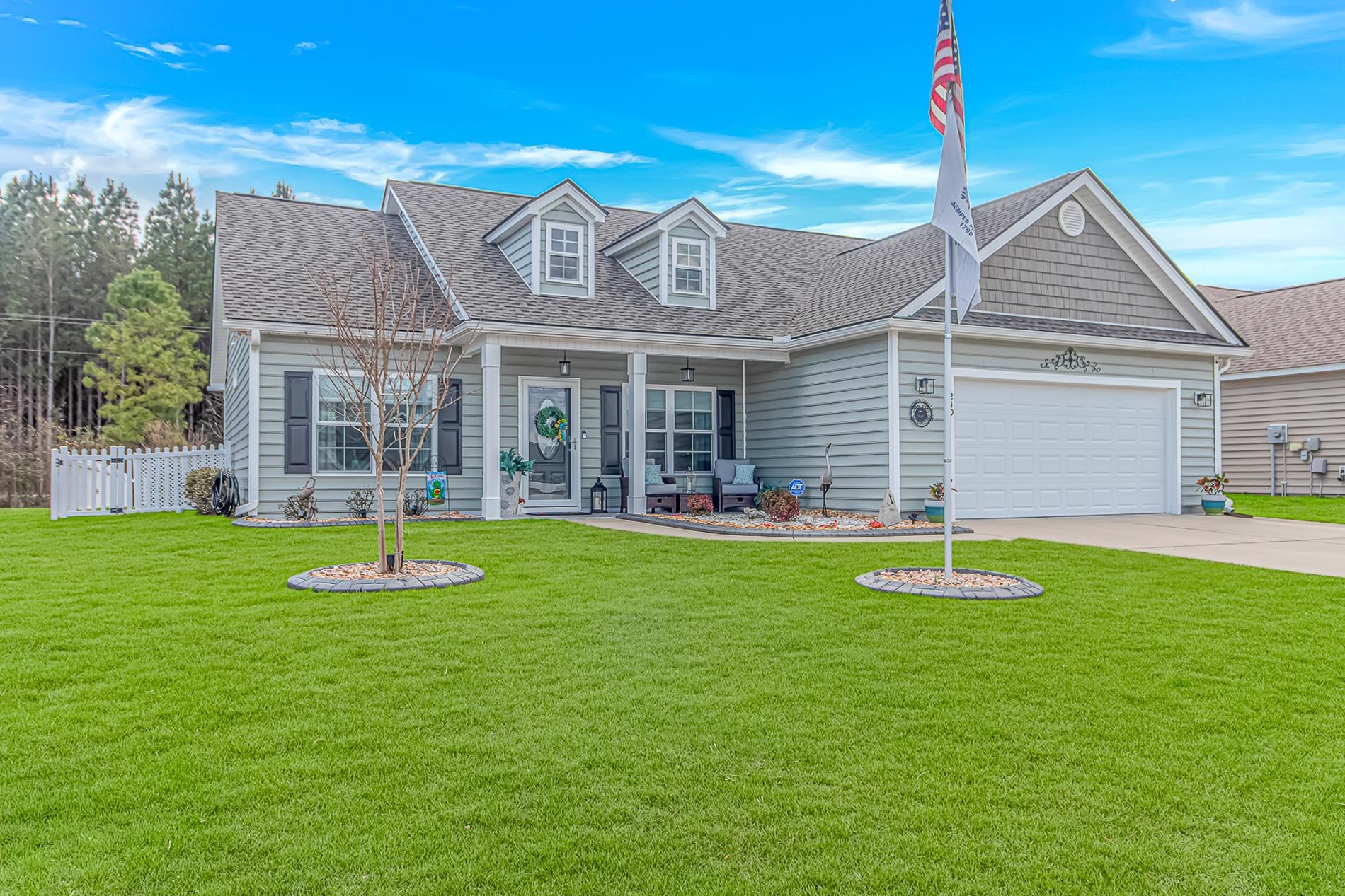 249 Maple Oak Dr.