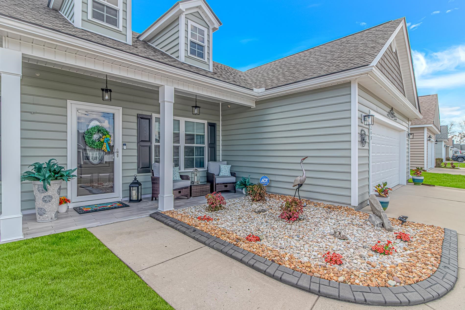 249 Maple Oak Dr.