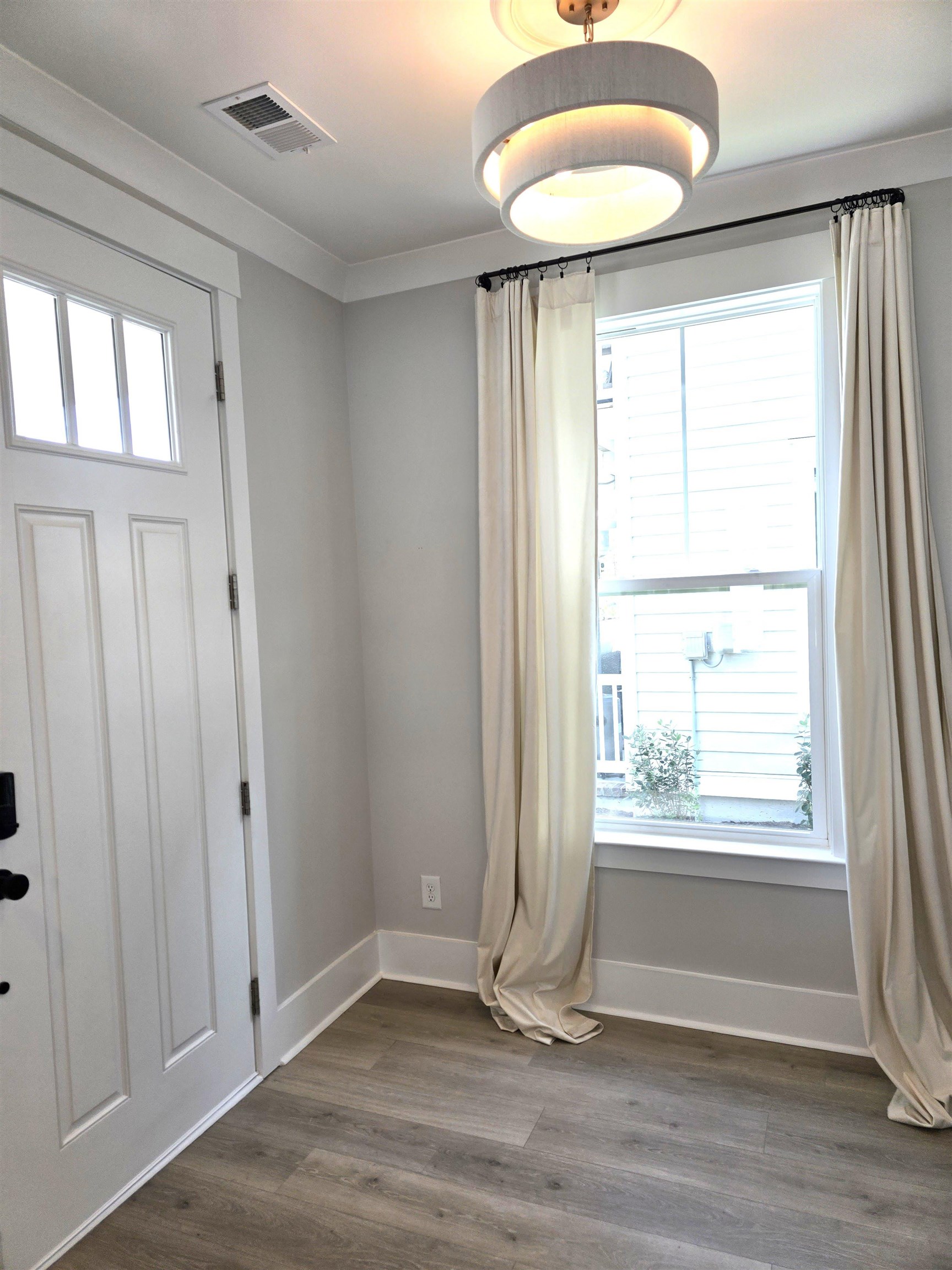 485 Ayrhill Loop
