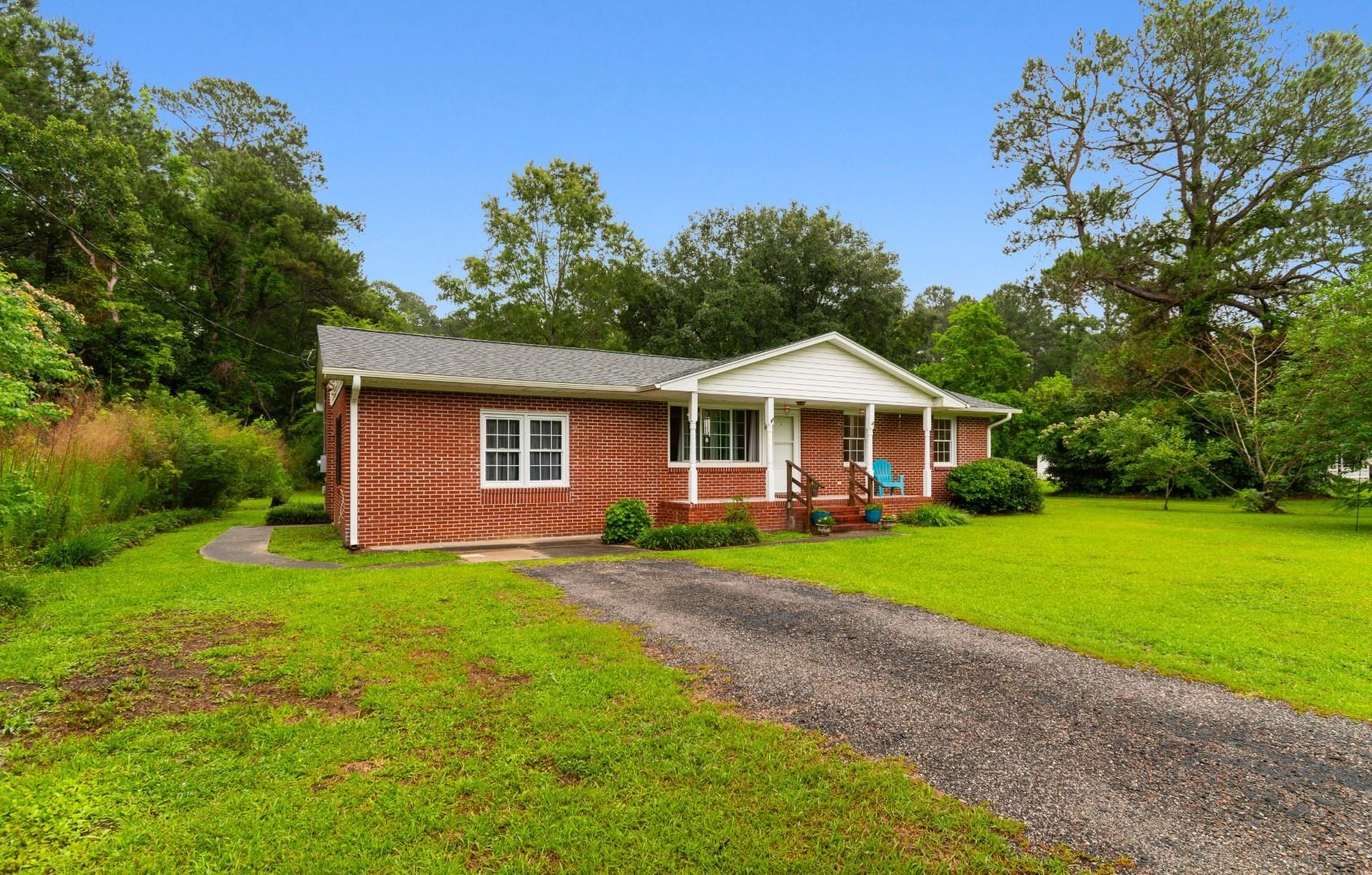 2240 Little Lamb Rd.