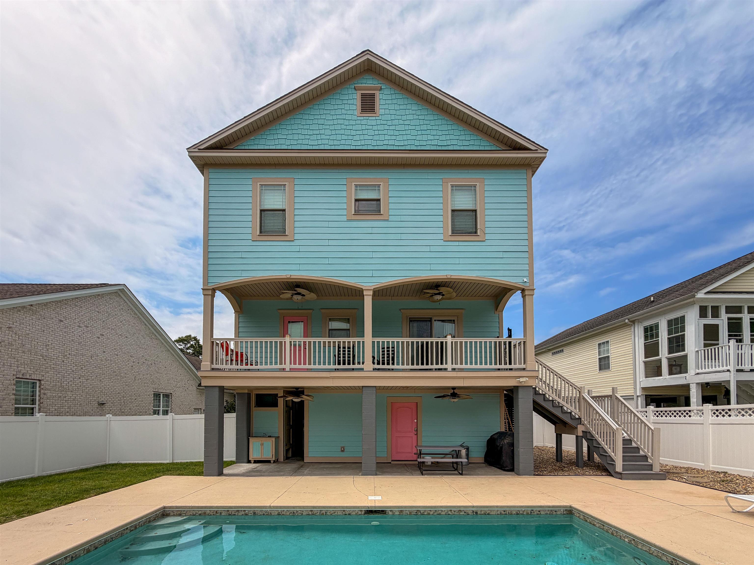 3307 Palm St.