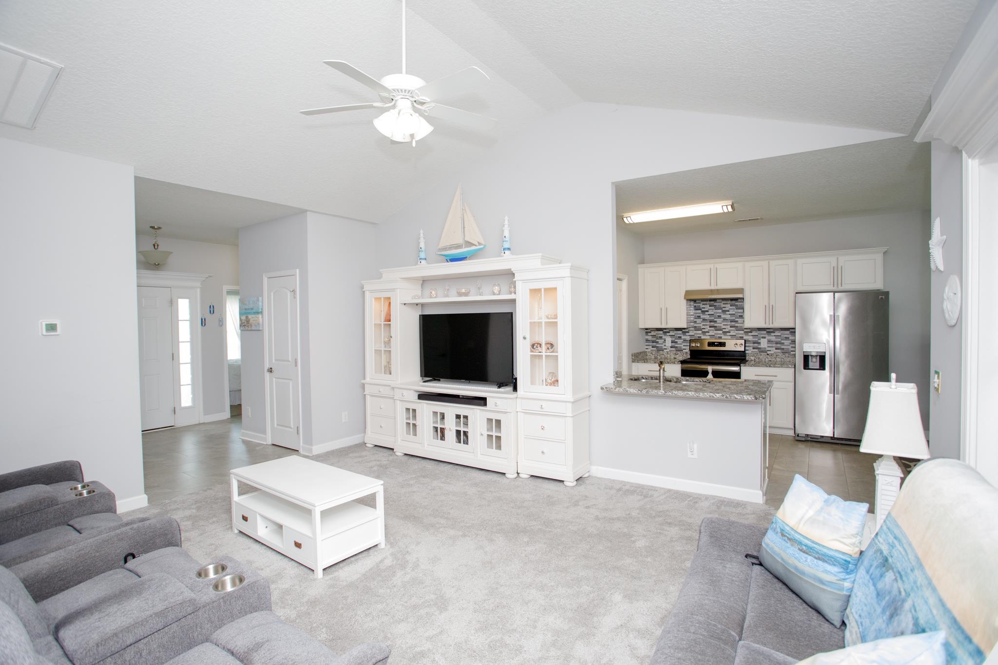183 Fountain Pointe Ln.