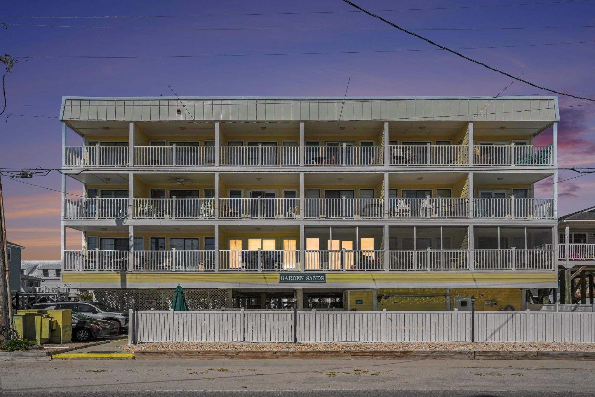 301 N Waccamaw Dr. 106