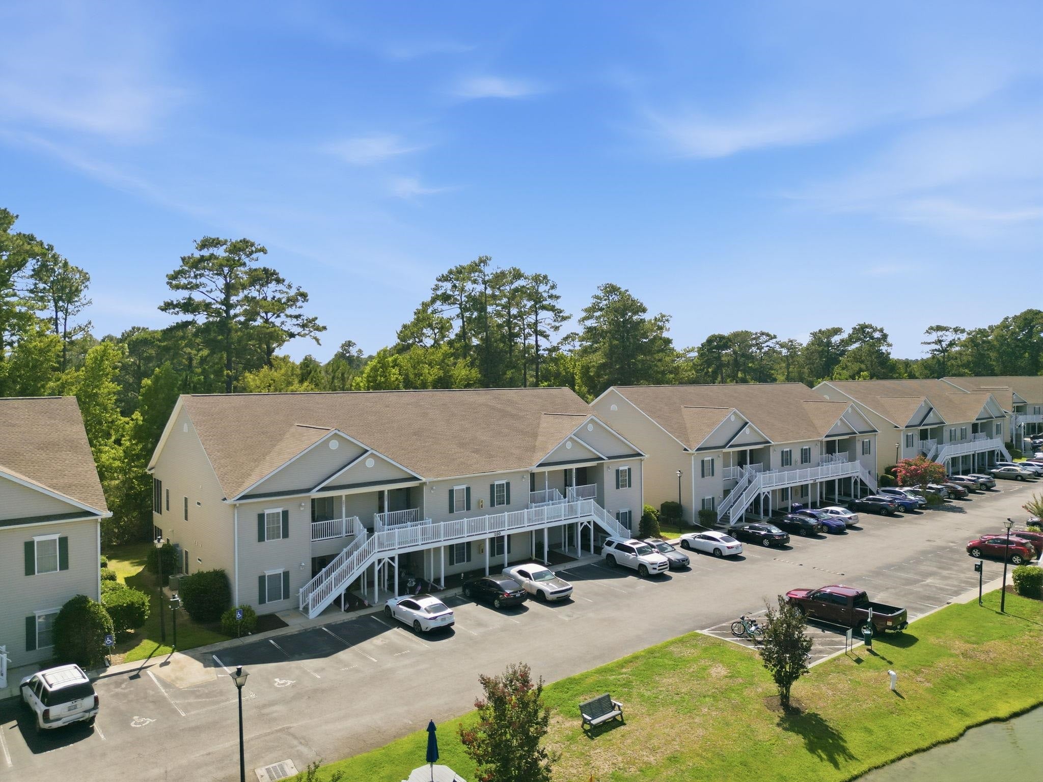150 Lazy Willow Ln. 204
