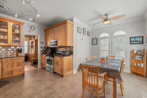 Single Family Residence in North Myrtle Beach SC 4306 Windy Heights Dr 8.jpg