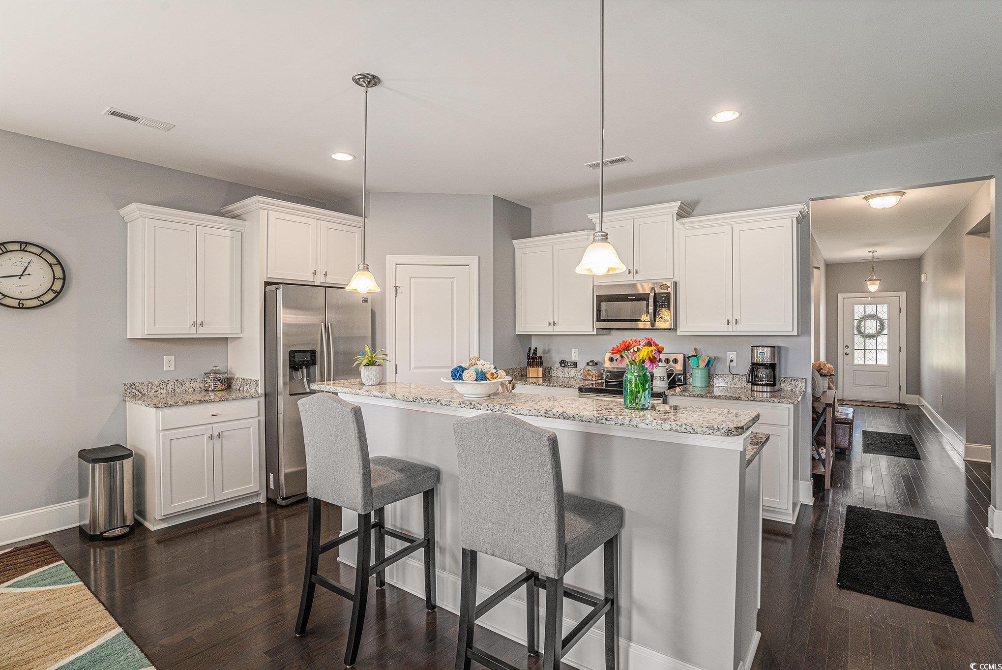 1715 Palmetto Palm Dr.