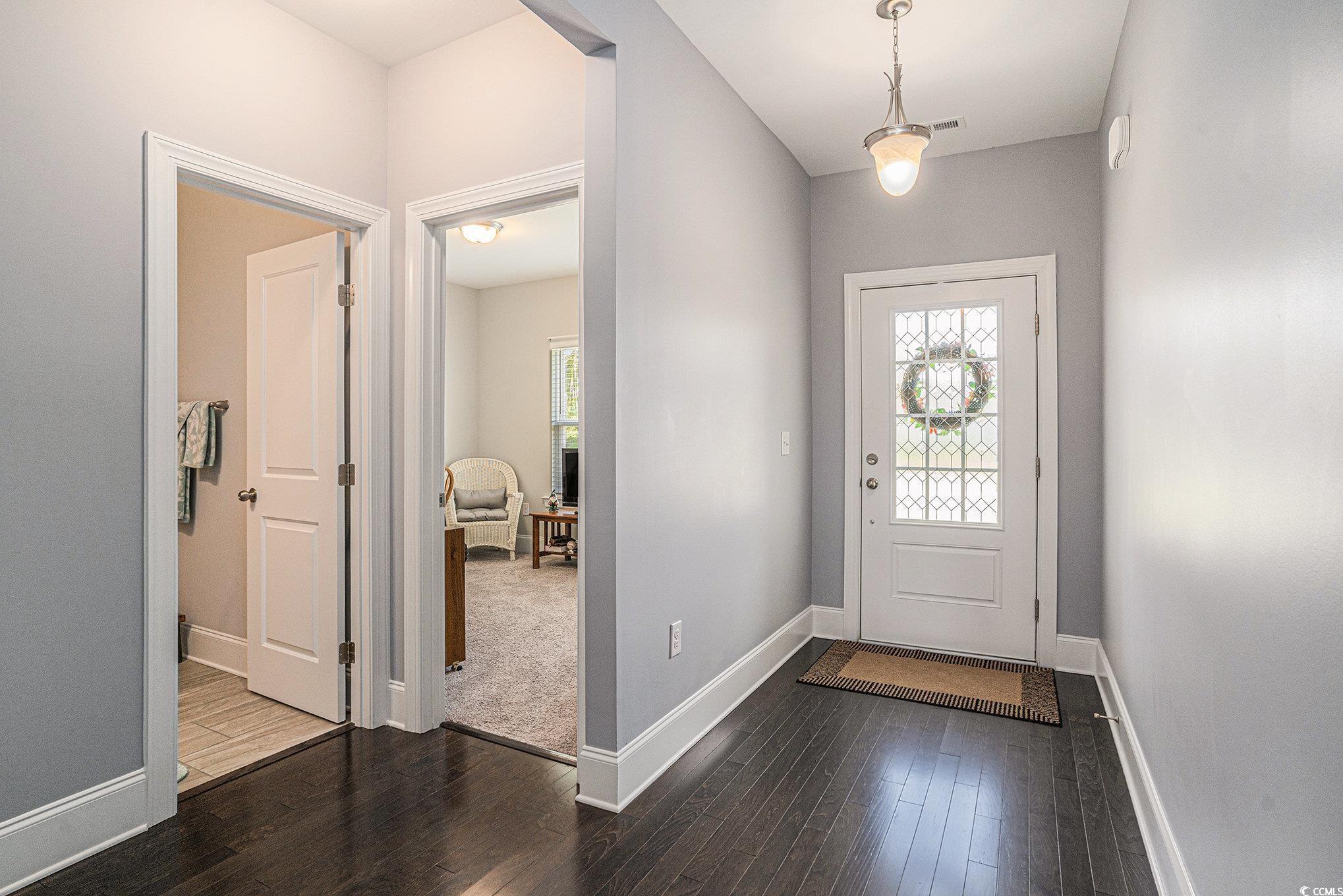 1715 Palmetto Palm Dr.