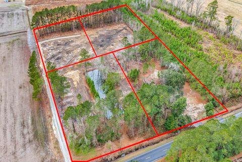 3930 Red Bluff Rd. Loris SC 29569