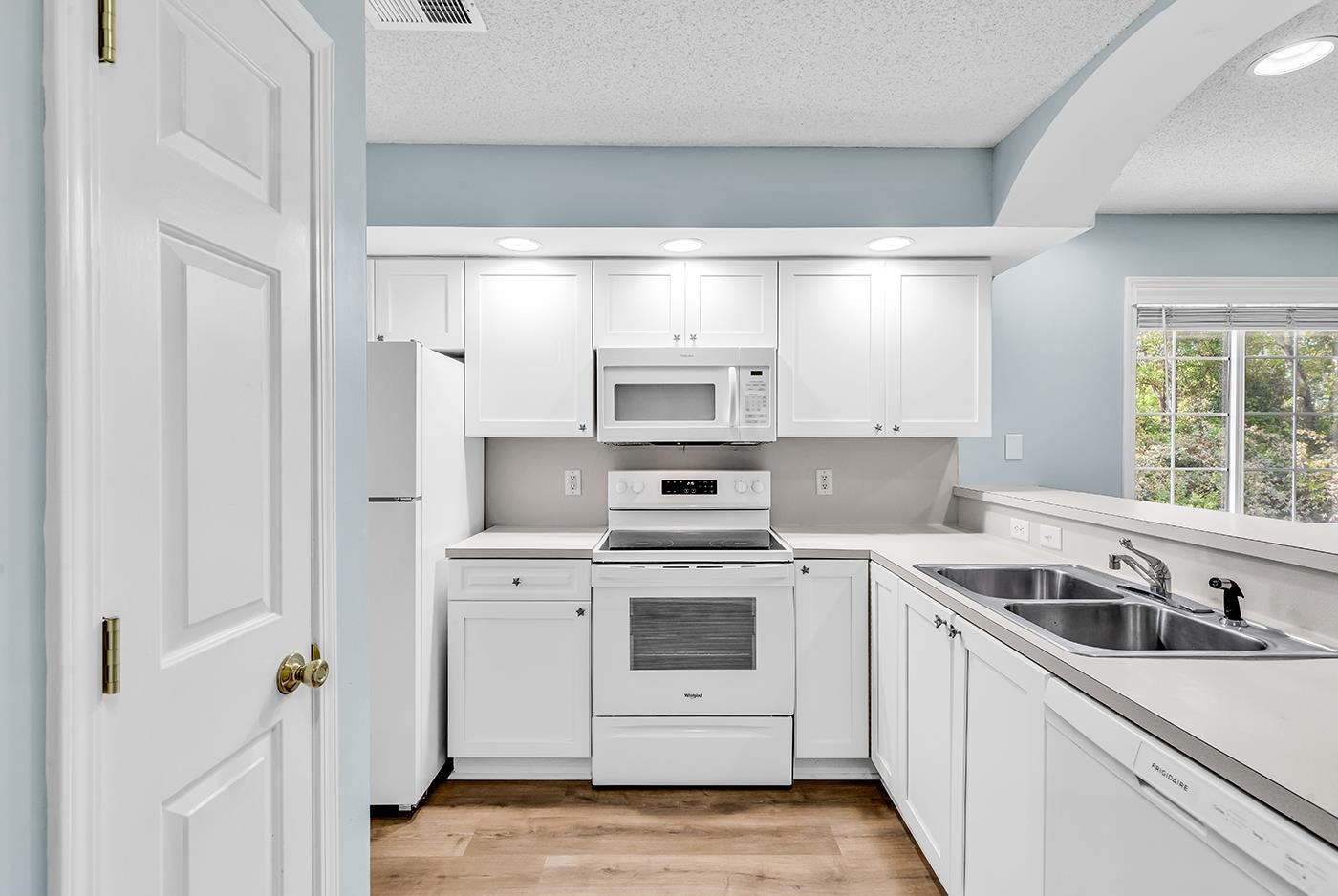 4416 Eastport Blvd. N6