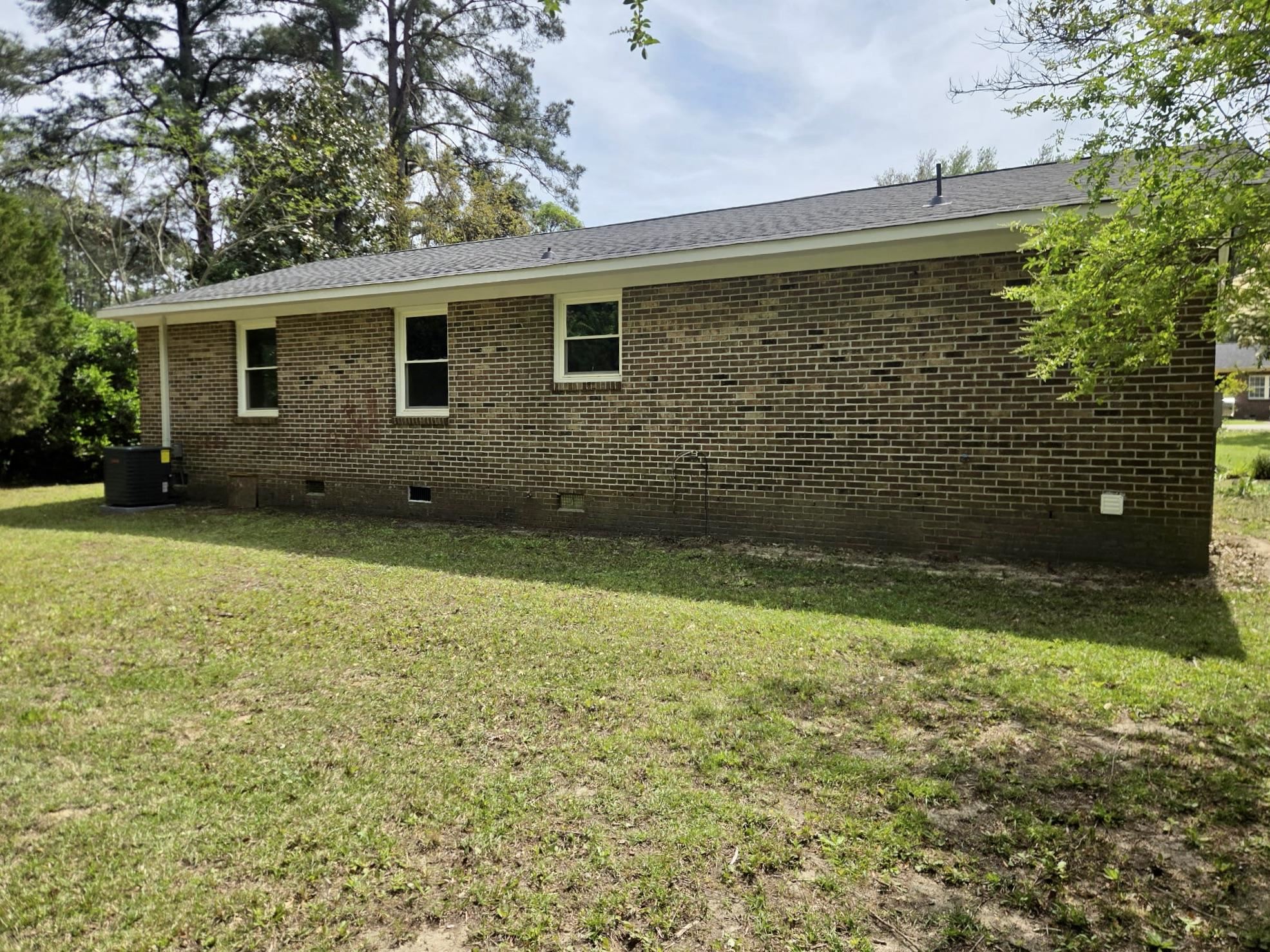 7072 Horseshoe Circle