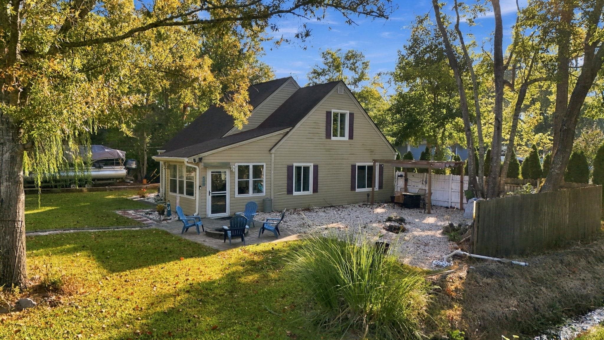 4385 McCorsley Ave.