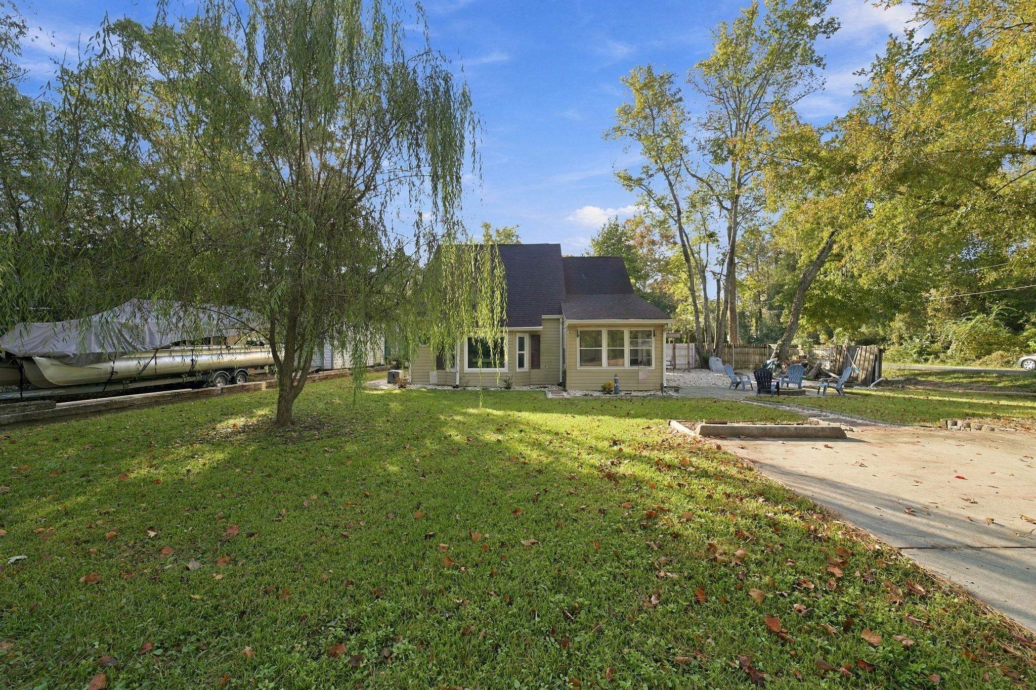 4385 McCorsley Ave.