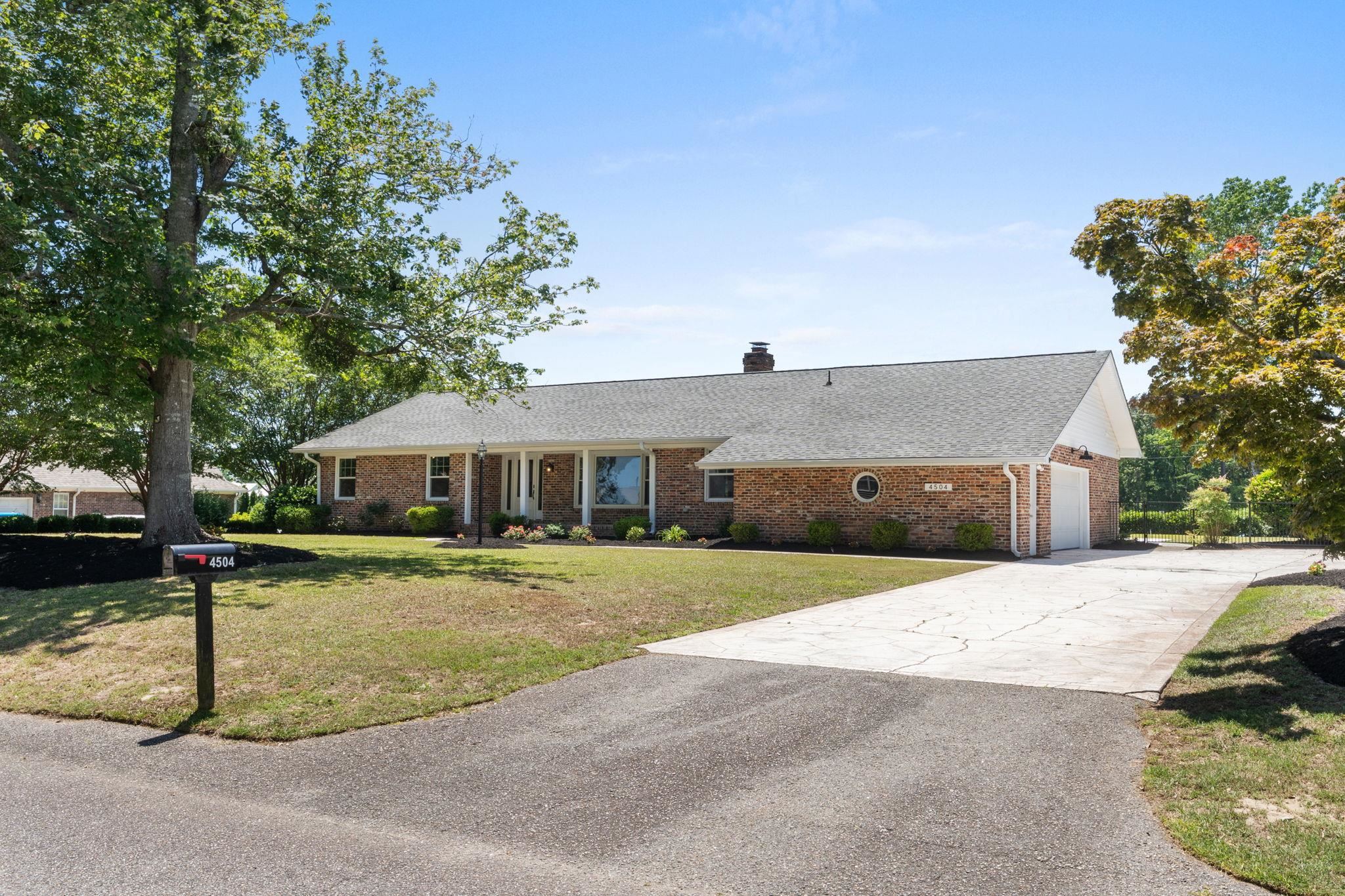 4504 River Rd.