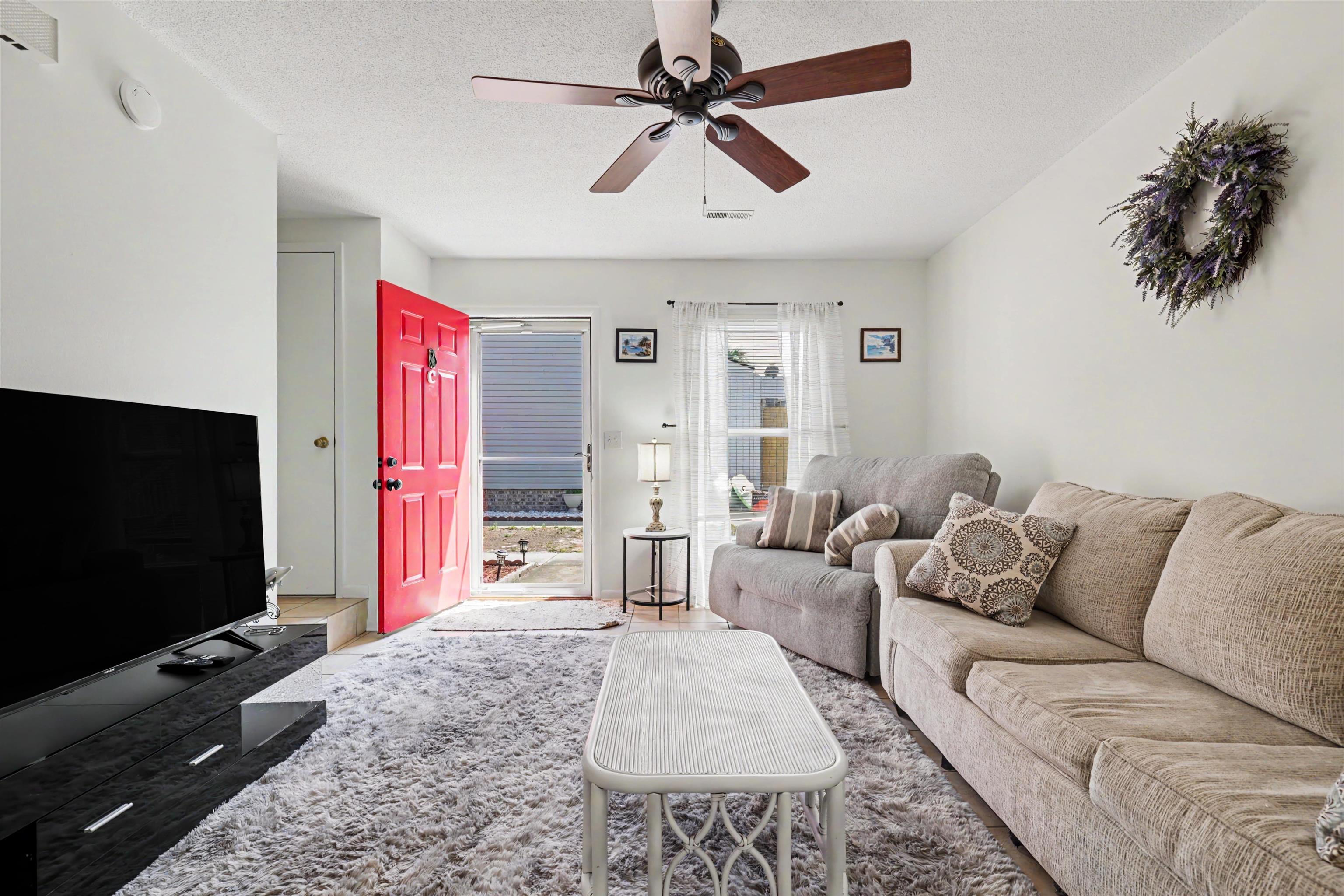1707 Edge Dr. C