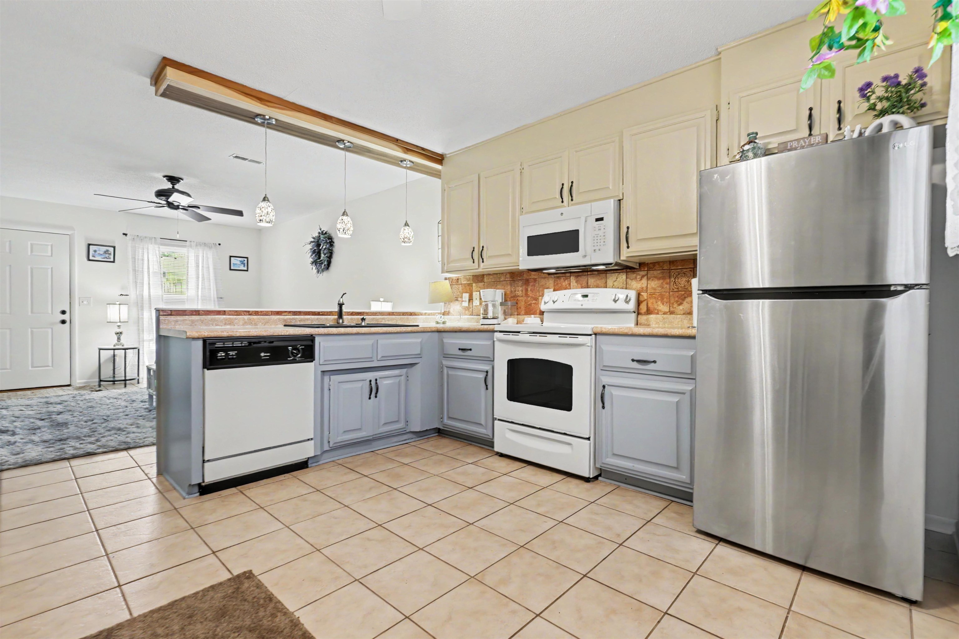 1707 Edge Dr. C