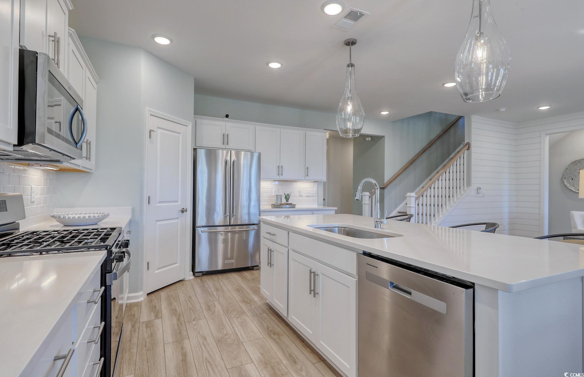 327 River Edge Dr.