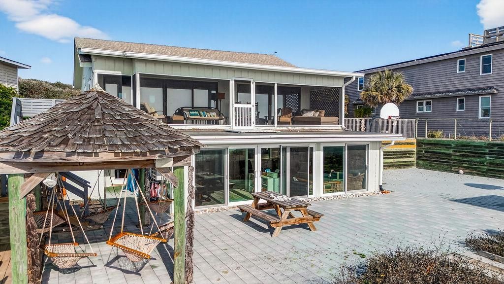 Photo of 472 Myrtle Ave, Pawleys Island, SC 29585 (MLS # 2606690)