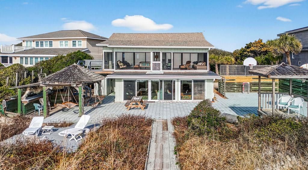 Photo of 472 Myrtle Ave, Pawleys Island, SC 29585 (MLS # 2606690)