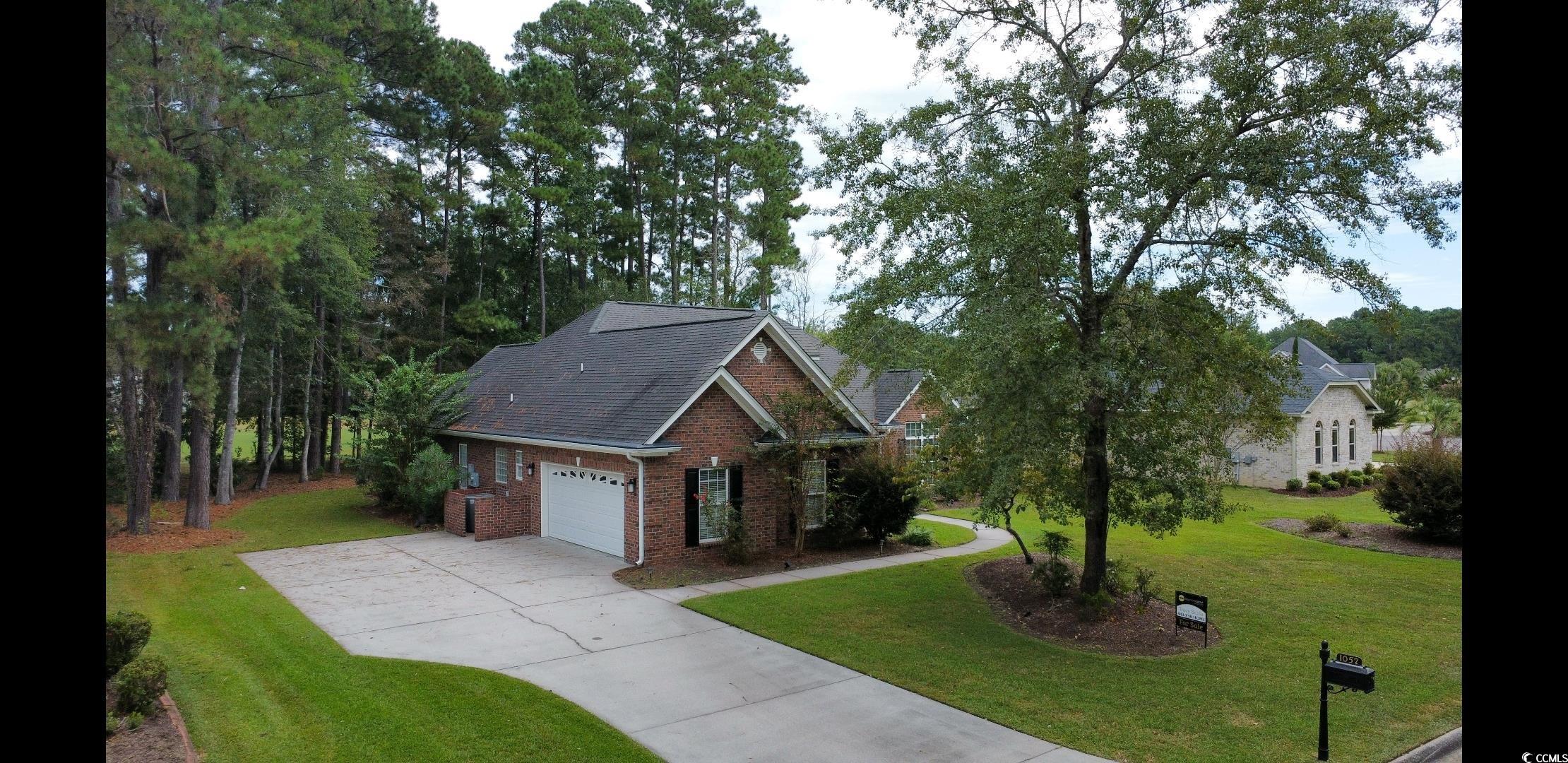 1052 Yellow Jasmine Dr.