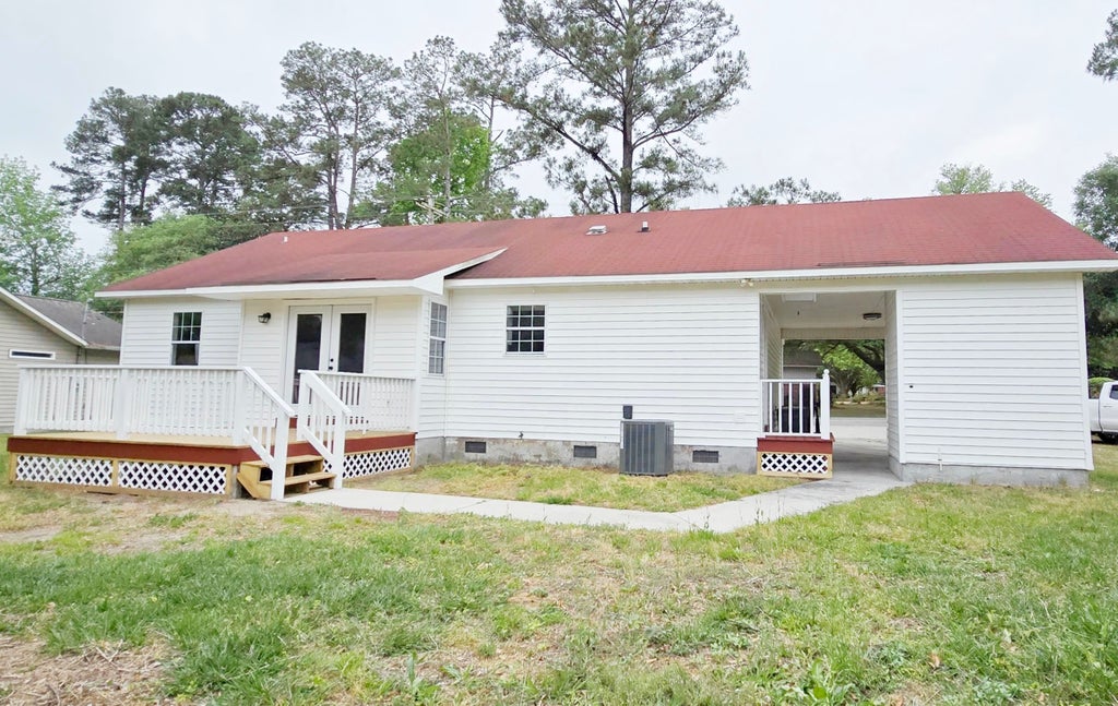 Photo of 1208 Elm St, Conway, SC 29526 (MLS # 2622245)