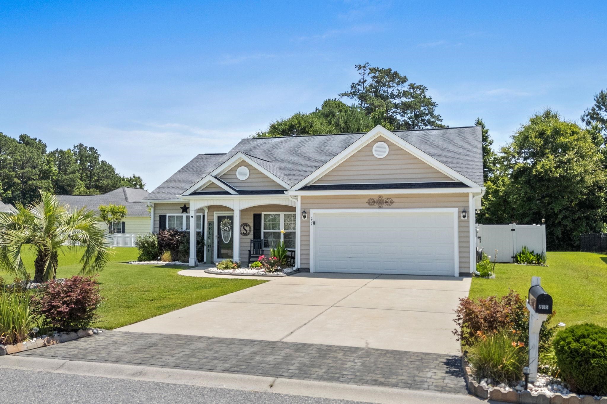 205 Maple Oak Dr.