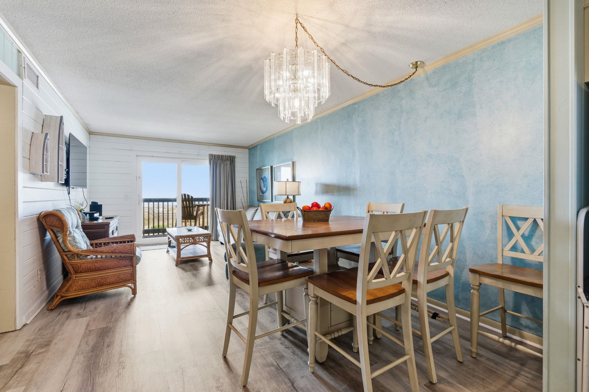 6000 N Ocean Blvd. 208