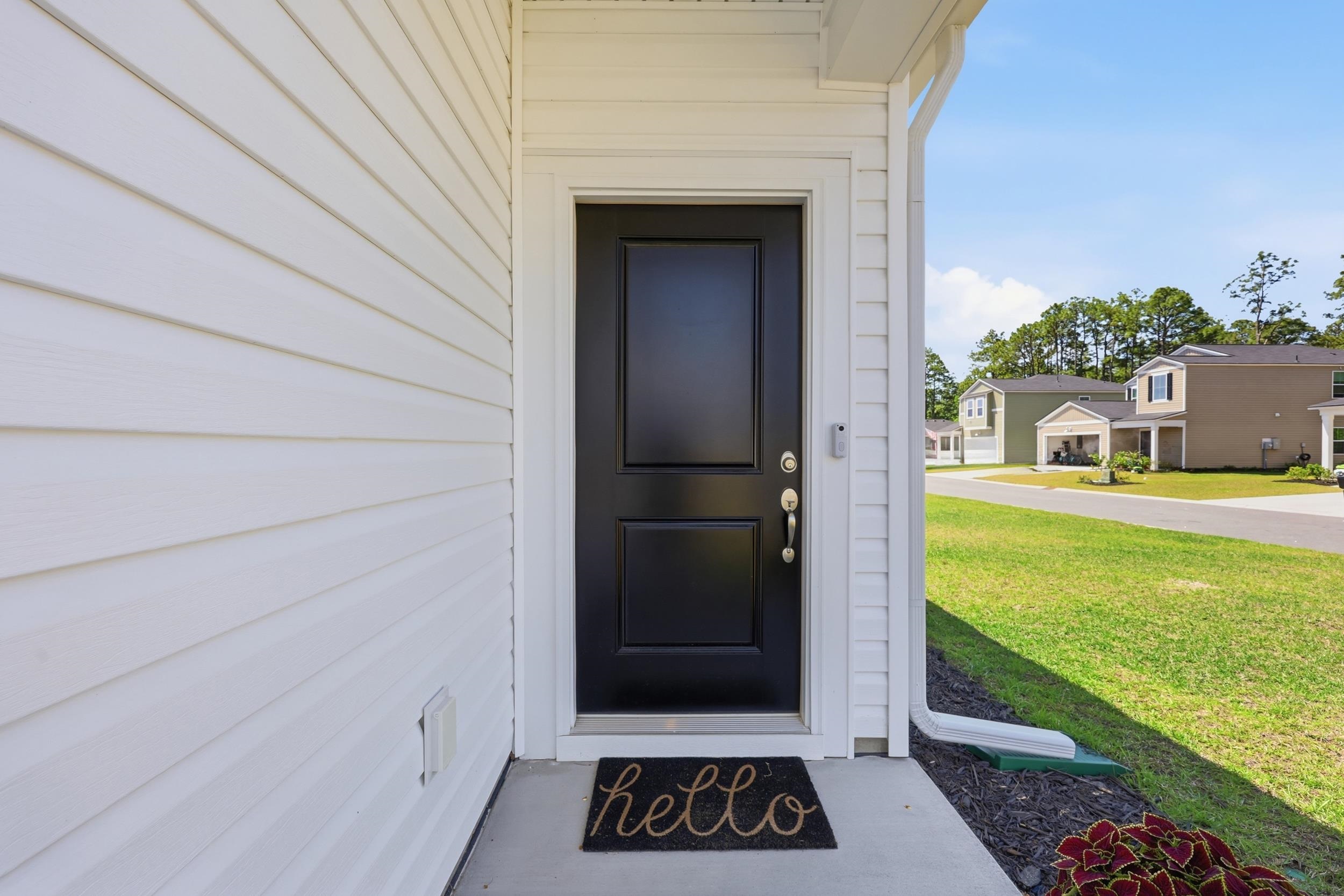 1083 Tripletail Dr NW