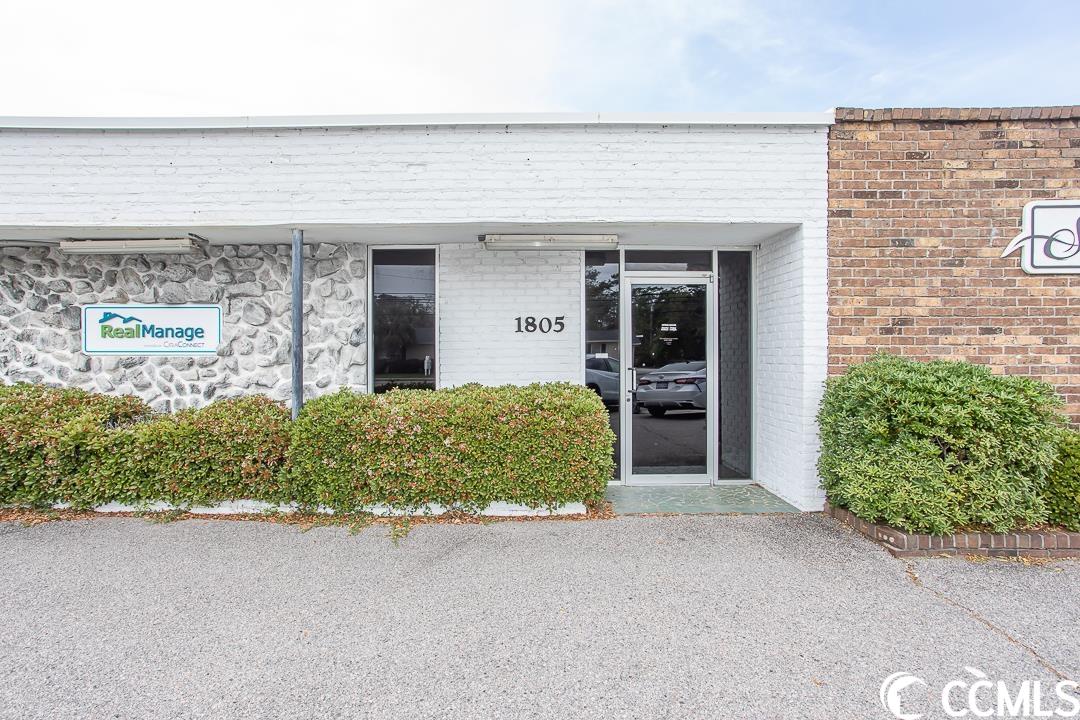 1801 N Oak St.