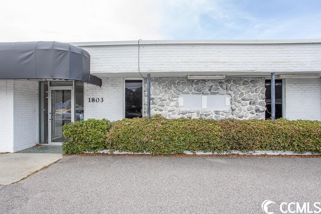1801 N Oak St.