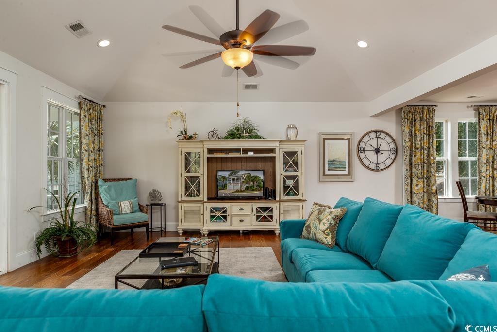 Photo 5 of 40 of 4986 Salt Creek Ct. house
