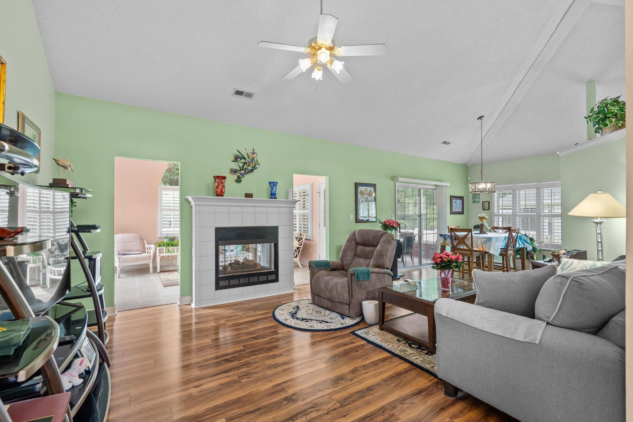 482 Shellbank Dr.