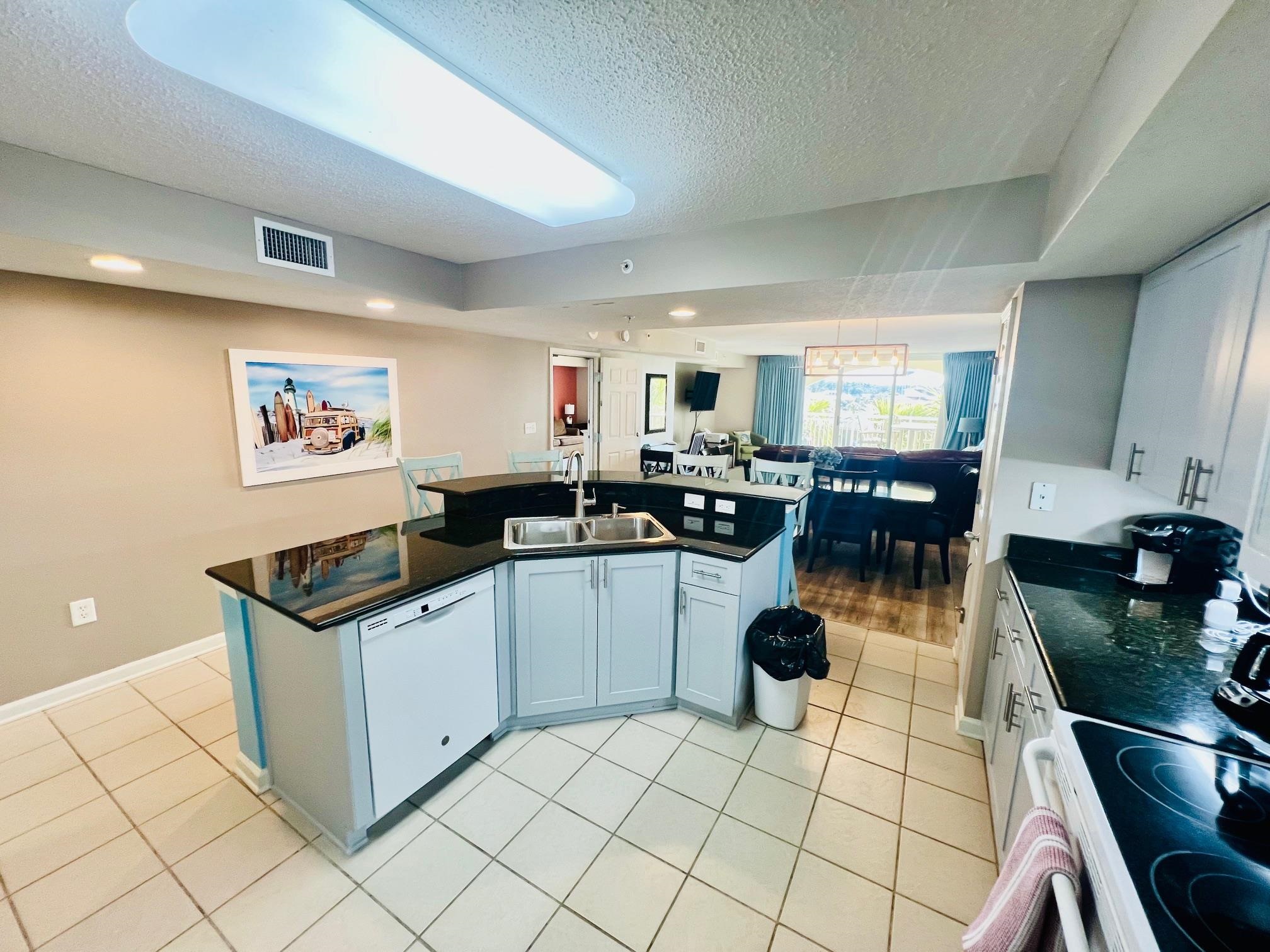 2151 Bridgeview Ct. 1-305