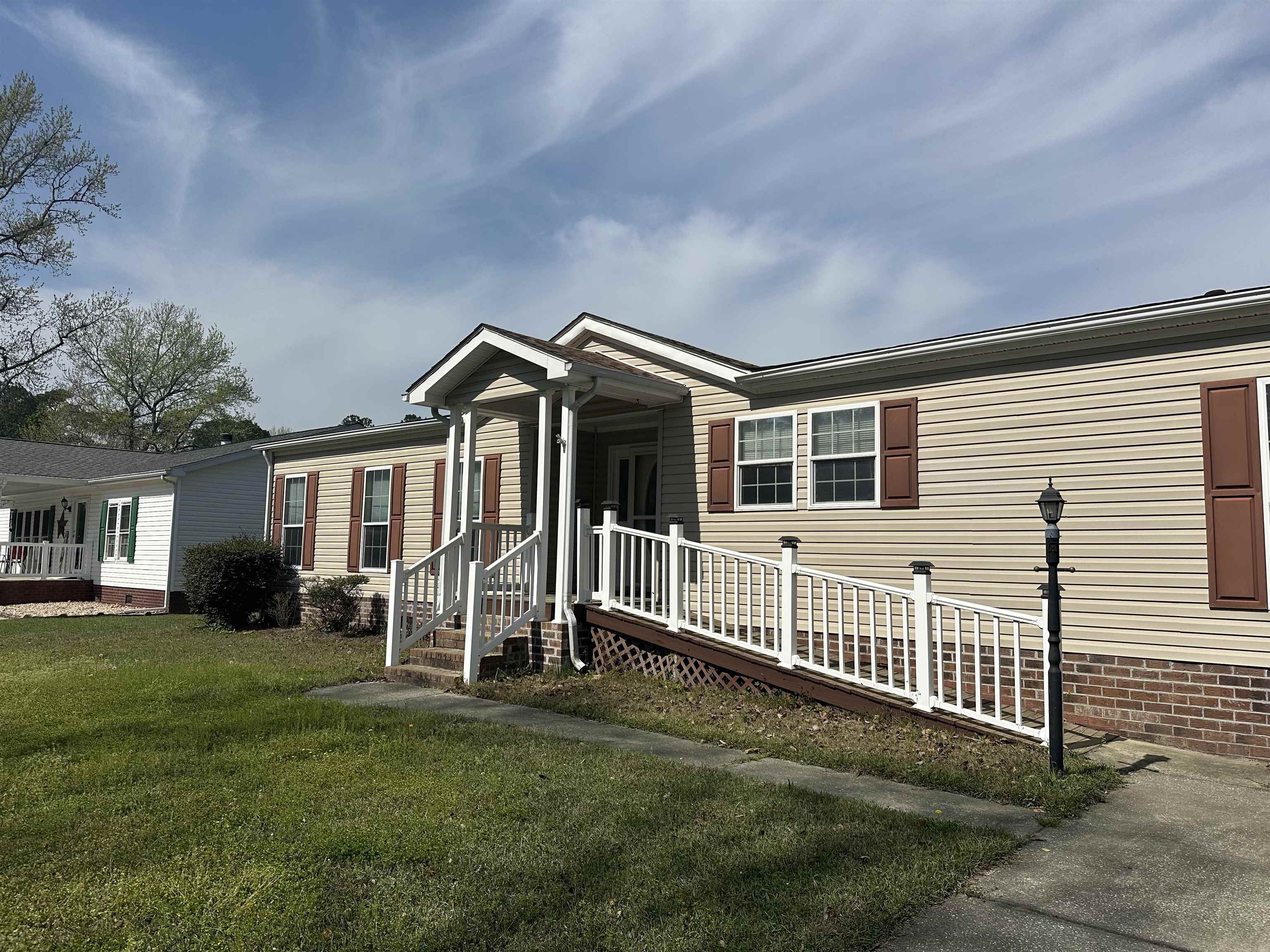 6595 Breezewood Blvd.