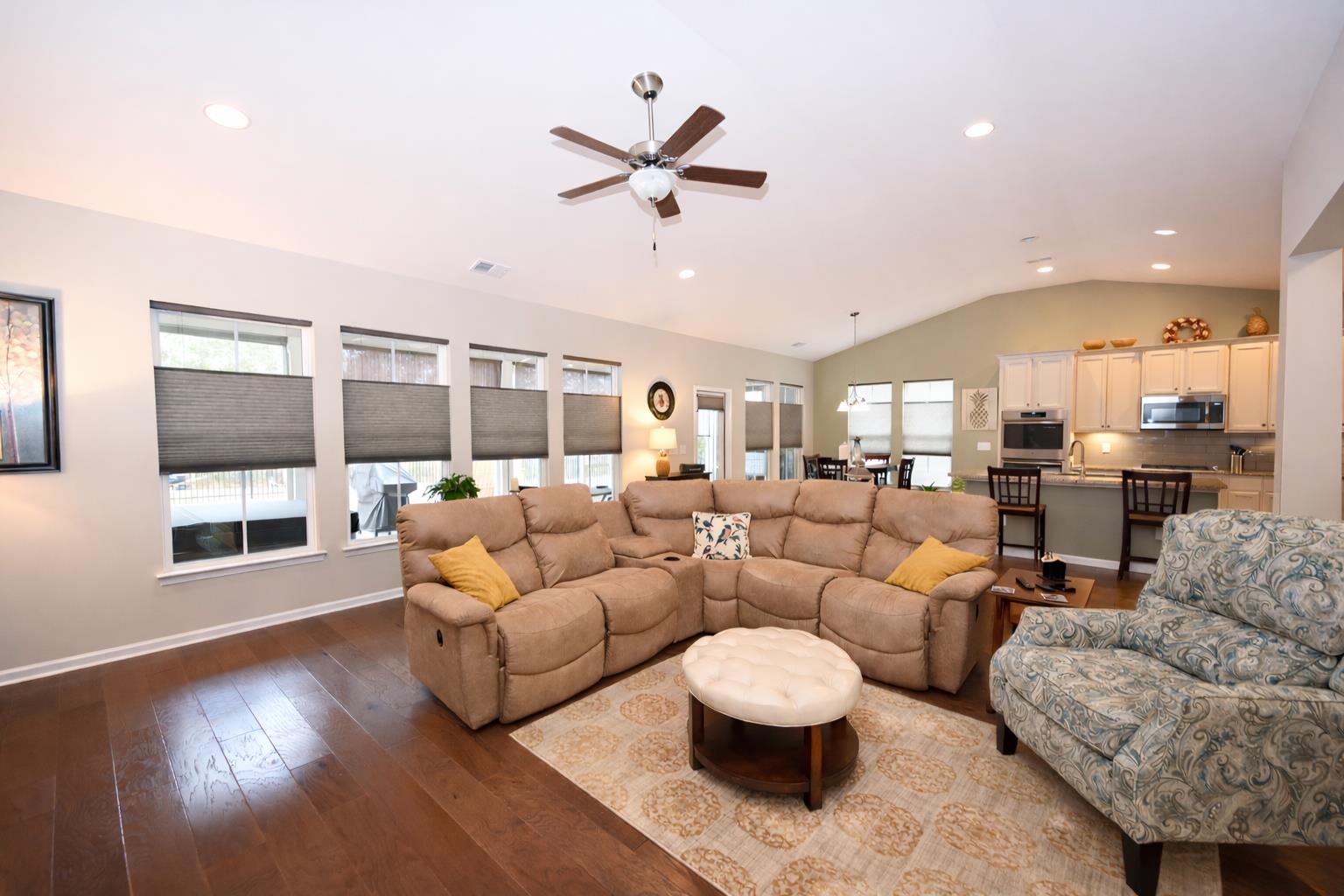 3613 Diamond Stars Way