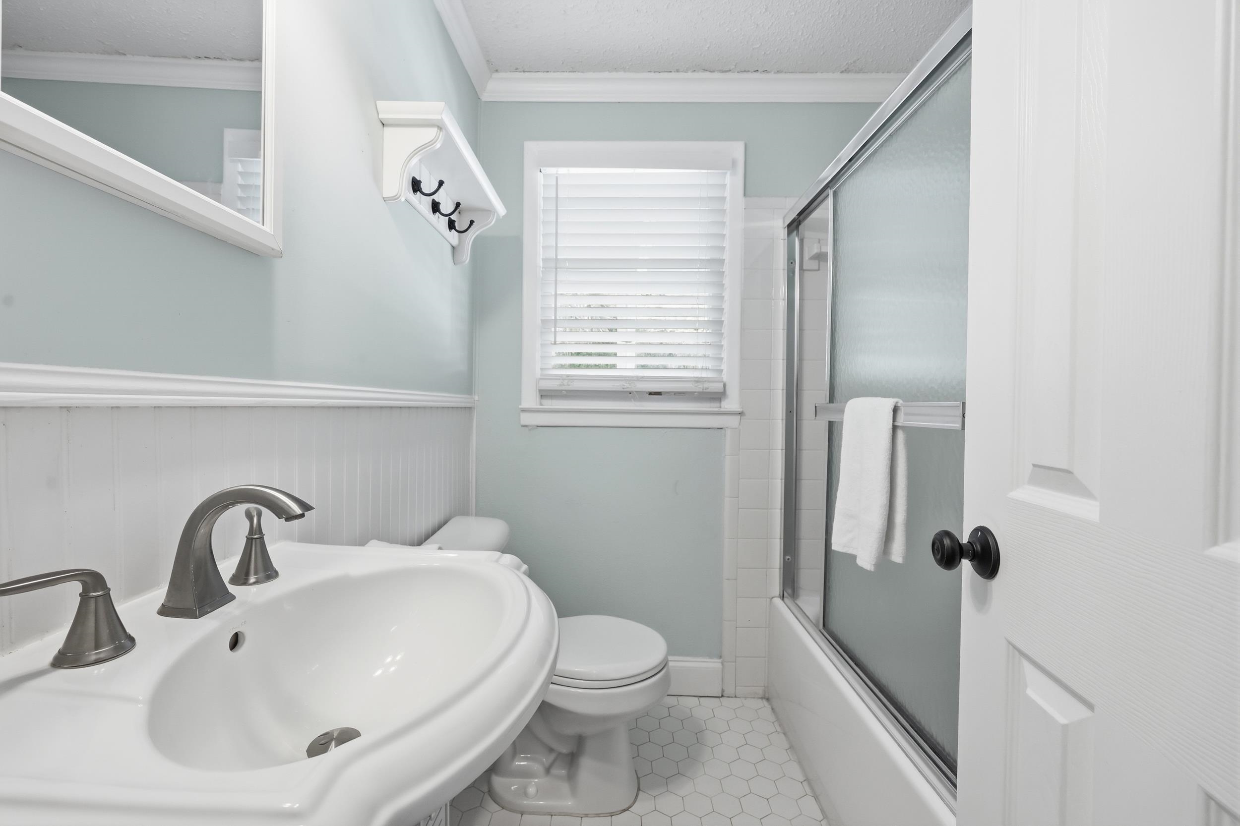 Pawleys Island, South Carolina, 29585, United States, 6 Bedrooms Bedrooms, ,3 BathroomsBathrooms,Residential,Active,2034286