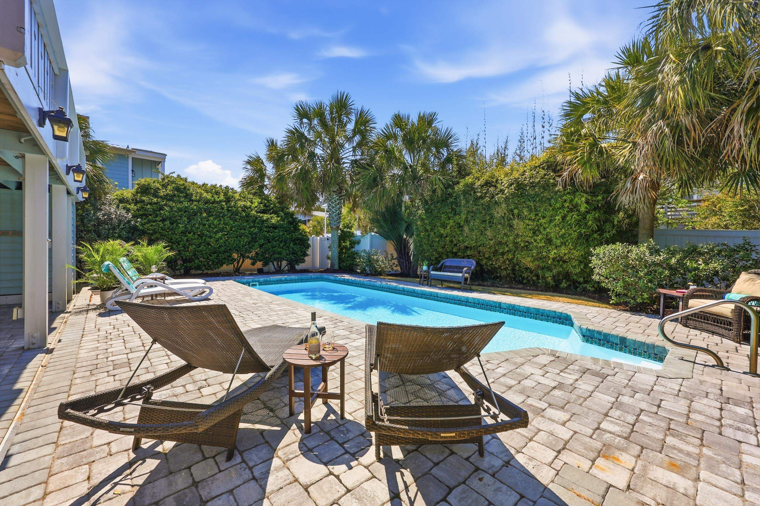 Pawleys Island, South Carolina, 29585, United States, 6 Bedrooms Bedrooms, ,3 BathroomsBathrooms,Residential,Active,2034286