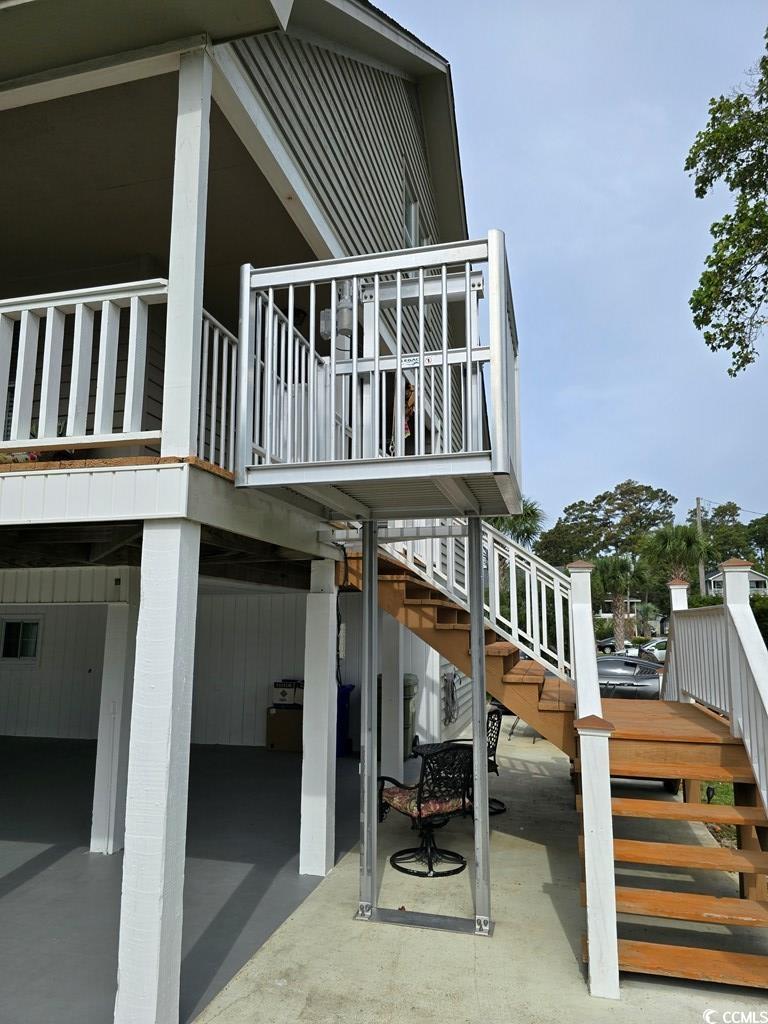 710 Lakeside Dr.