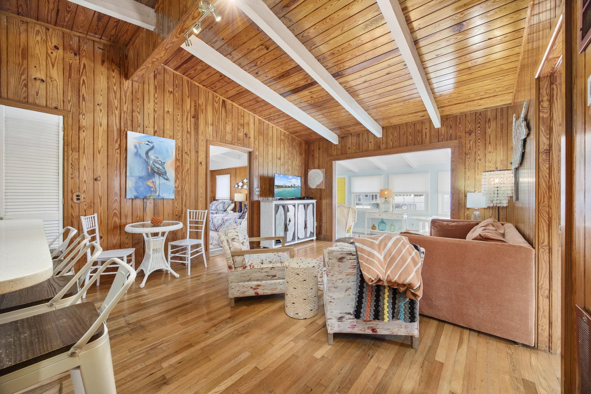 2306 Holly Dr.