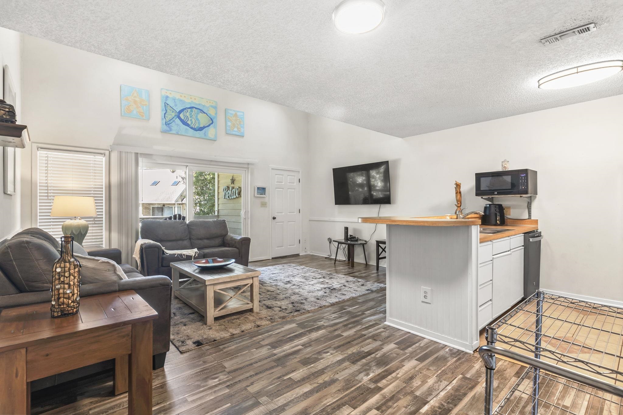 4438 Little River Inn Ln. 306