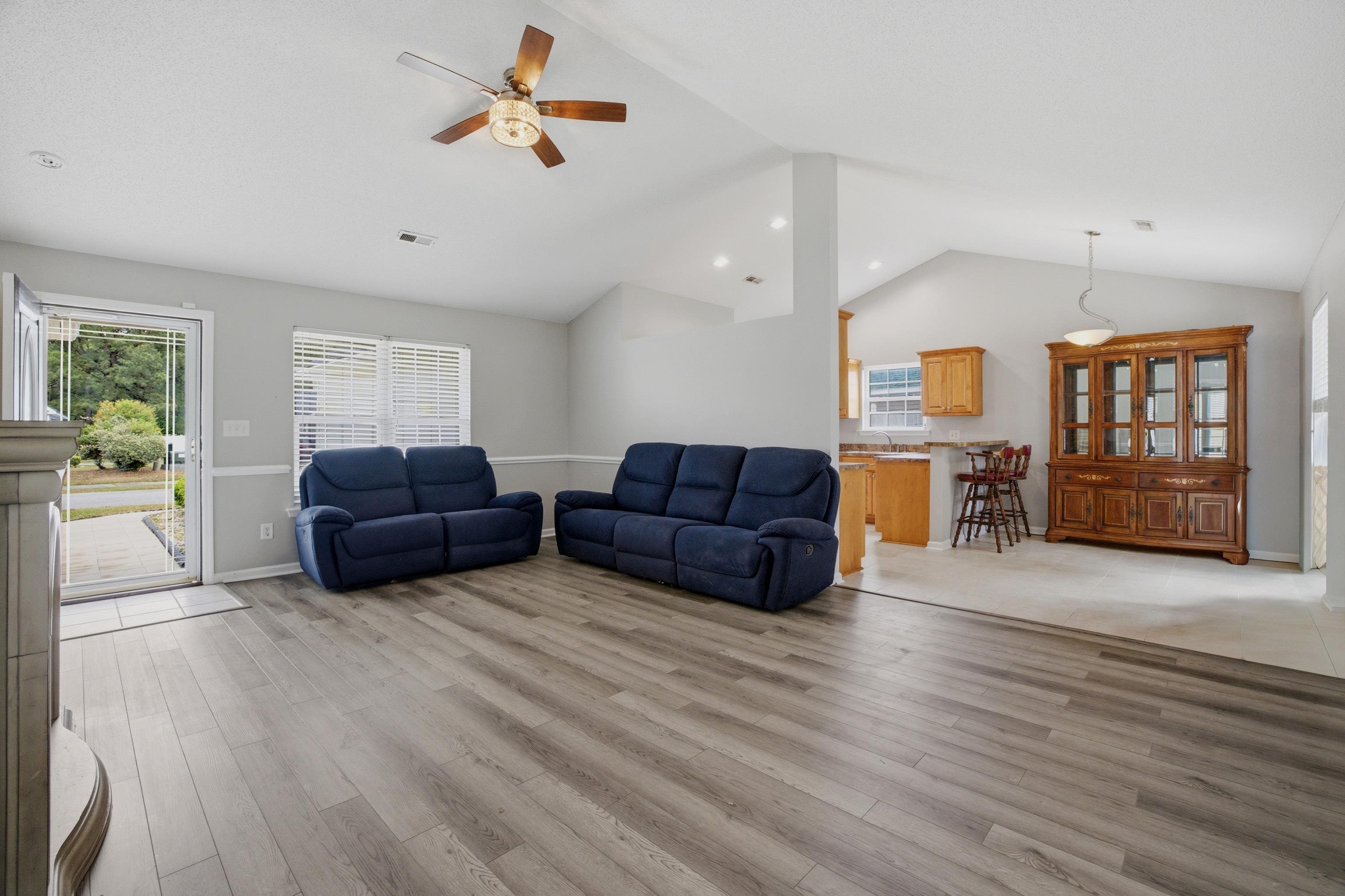 2707 Woodcreek Ln.