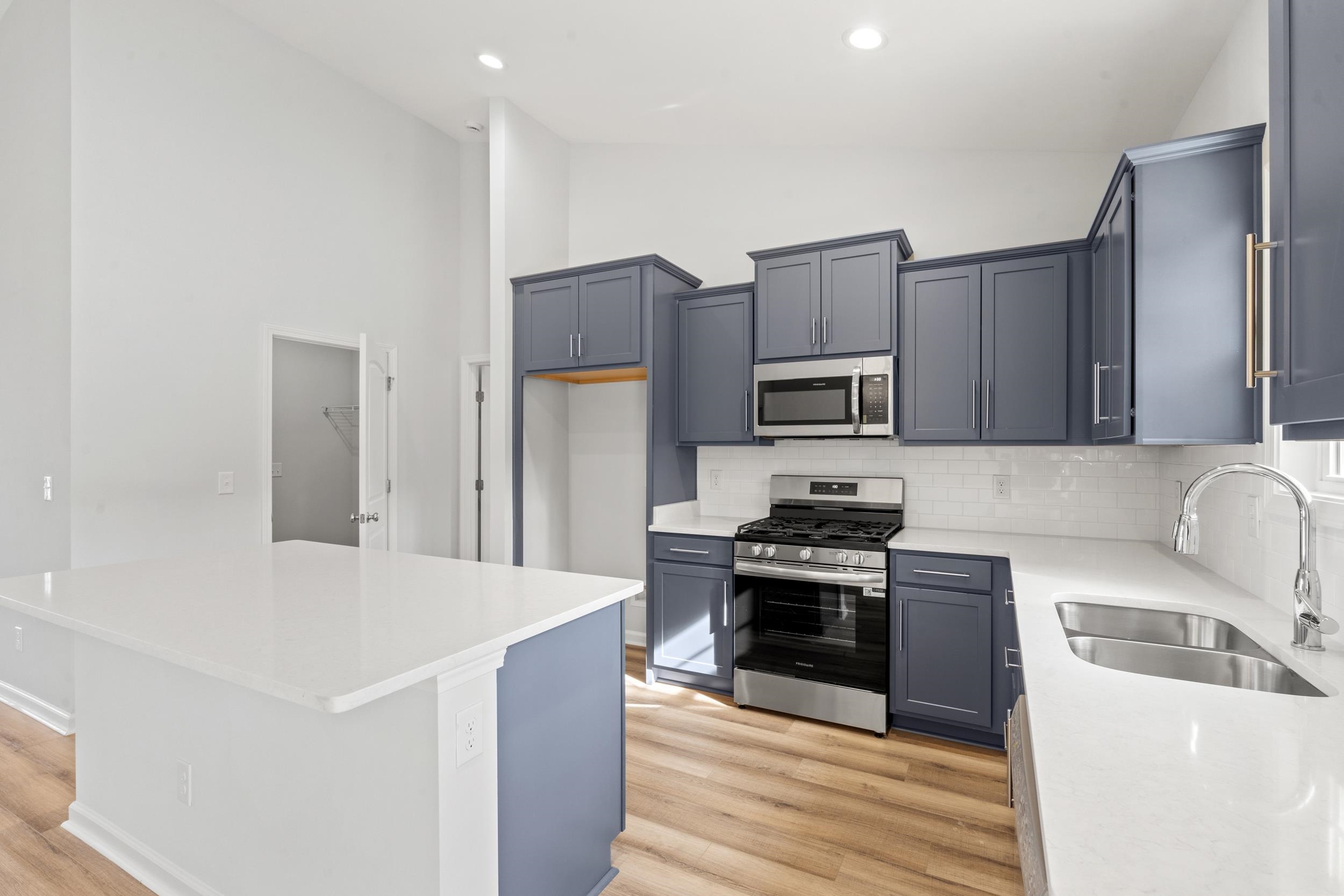 186 Stillbrook Dr.