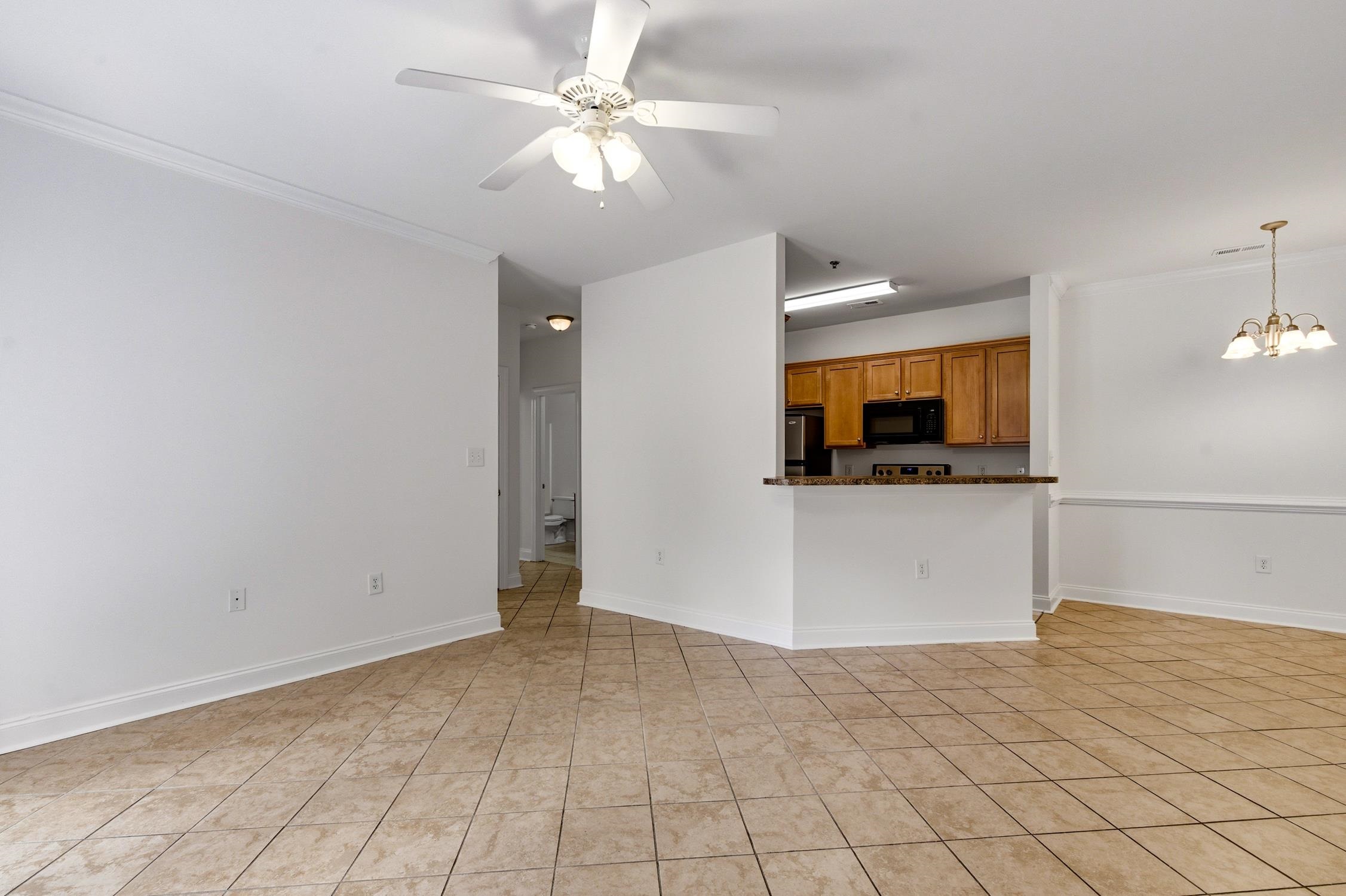 2009 Silvercrest Dr. 31-D