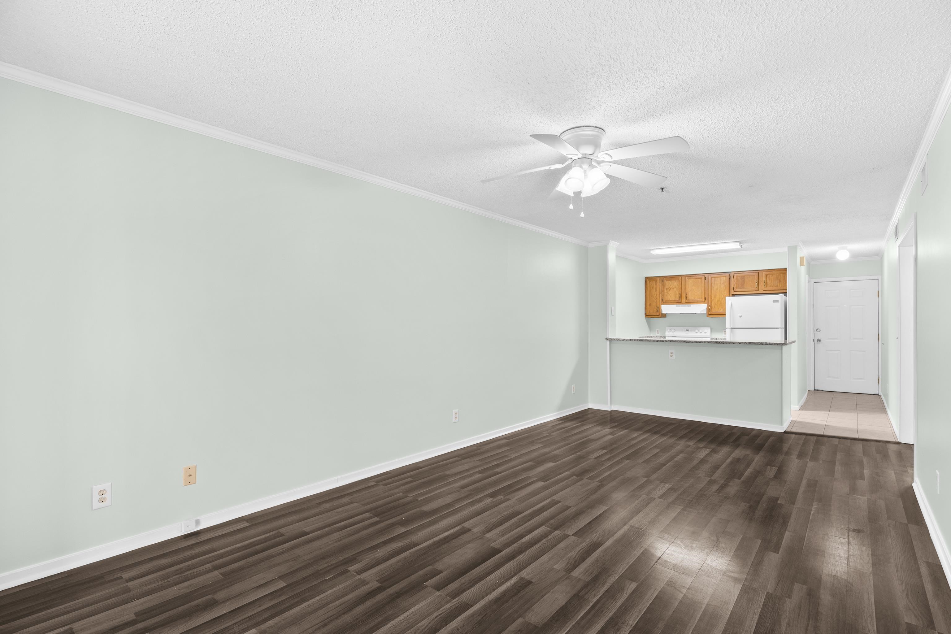 4015 Fairway Dr. 303