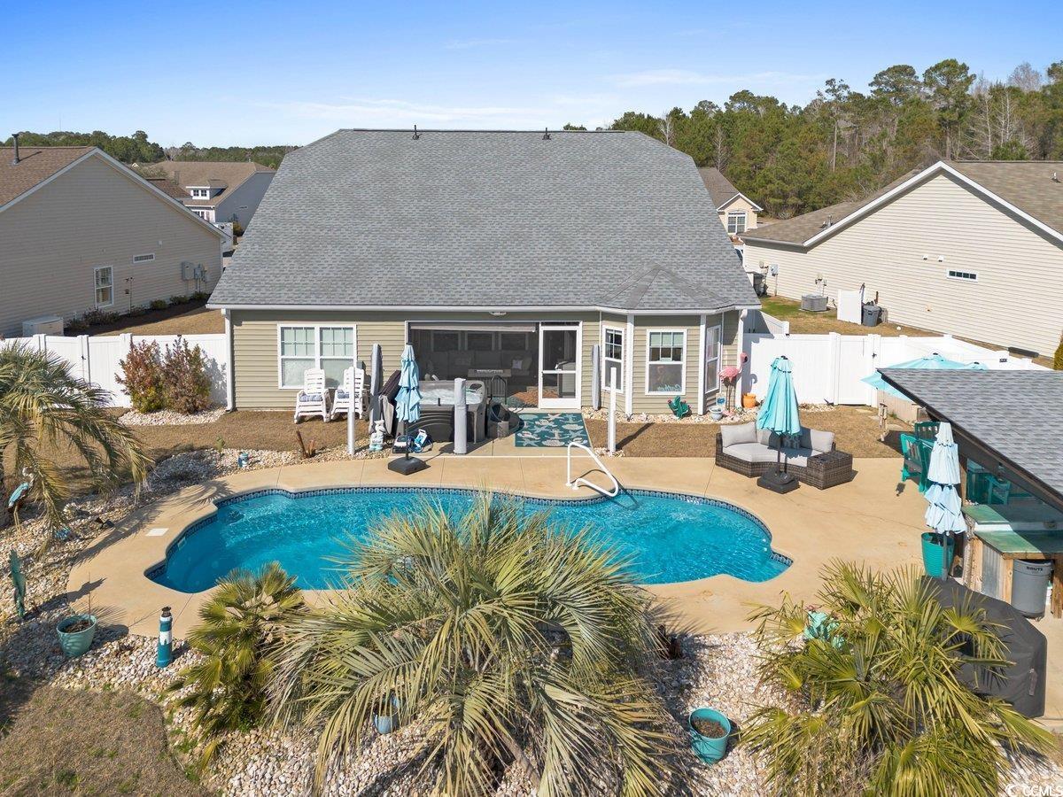 556 Cedar Lakes Dr.