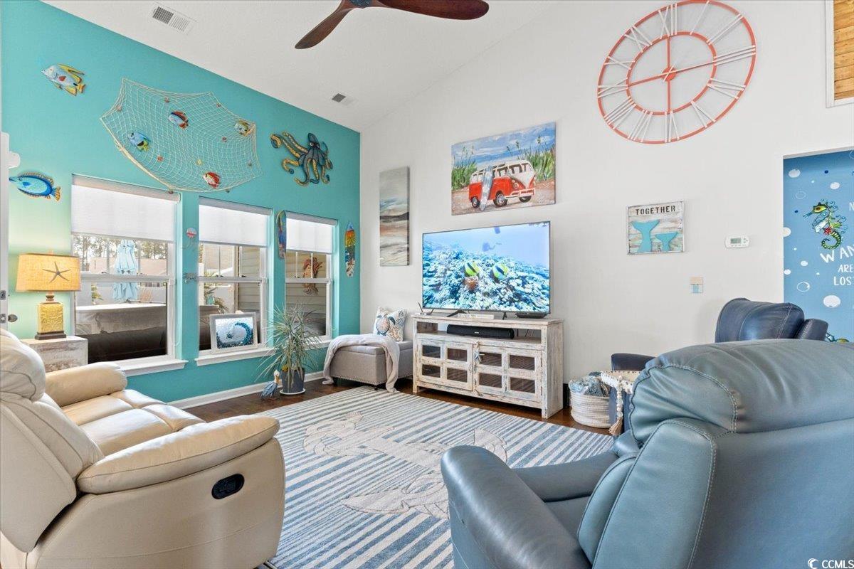 556 Cedar Lakes Dr.