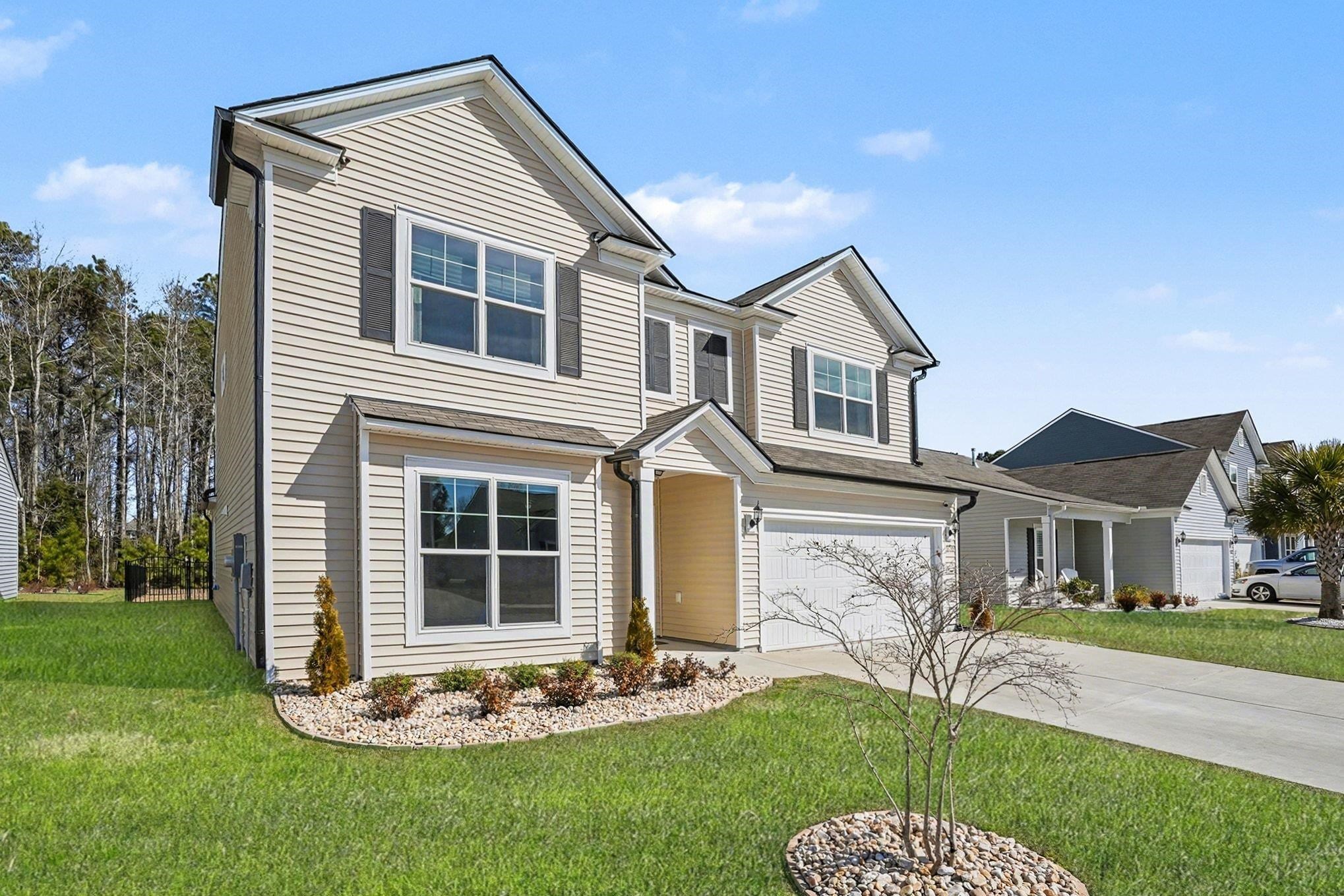 2635 Ellesmere Circle