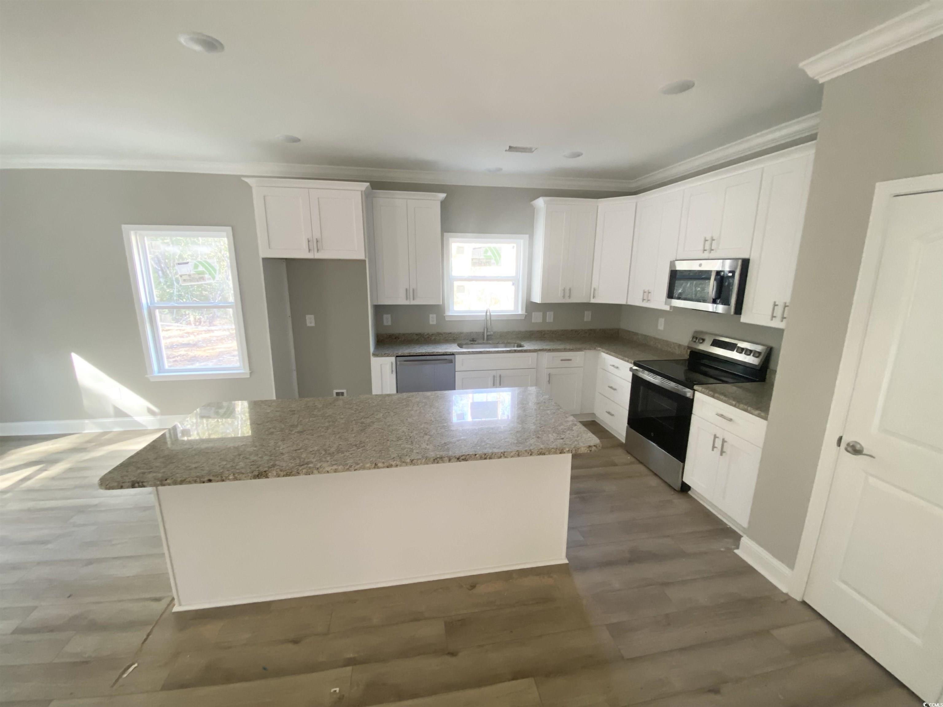 5553 Grape Arbor Ln.