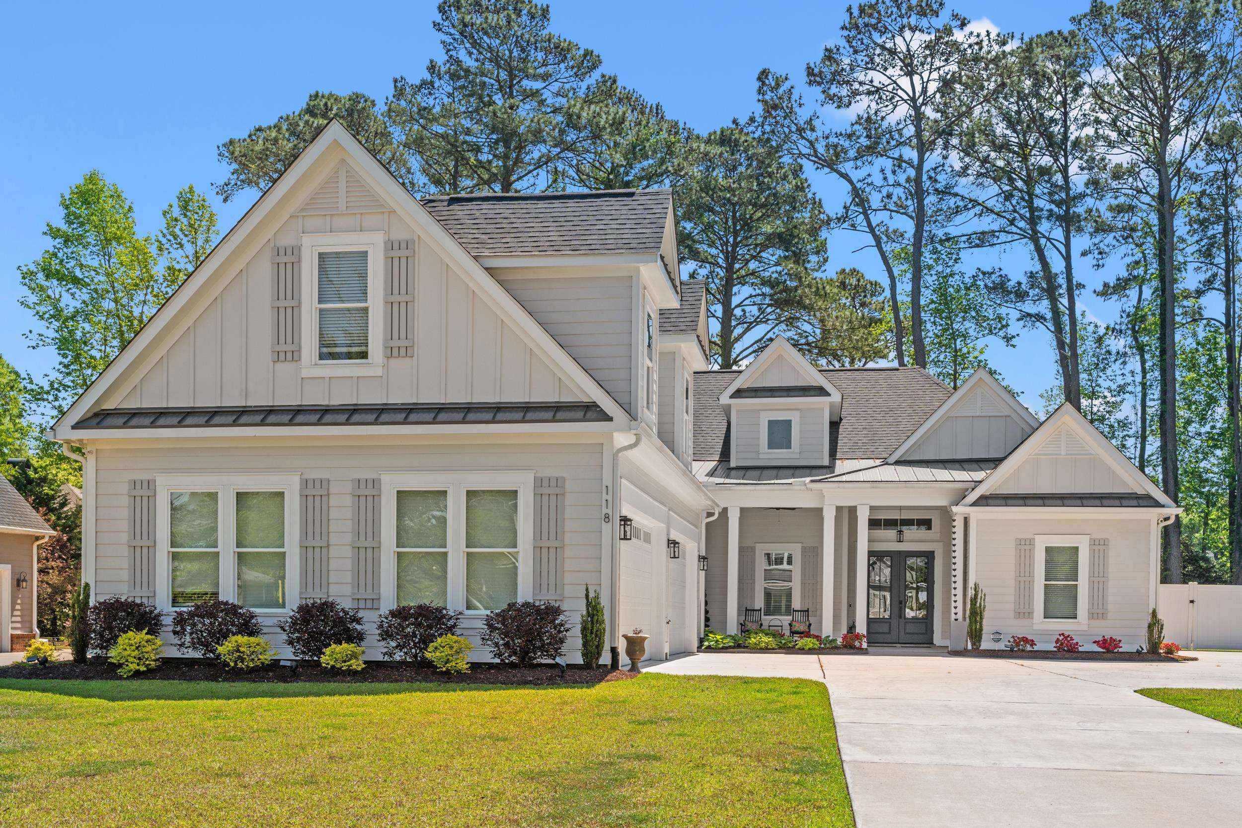118 Green Lake Dr.